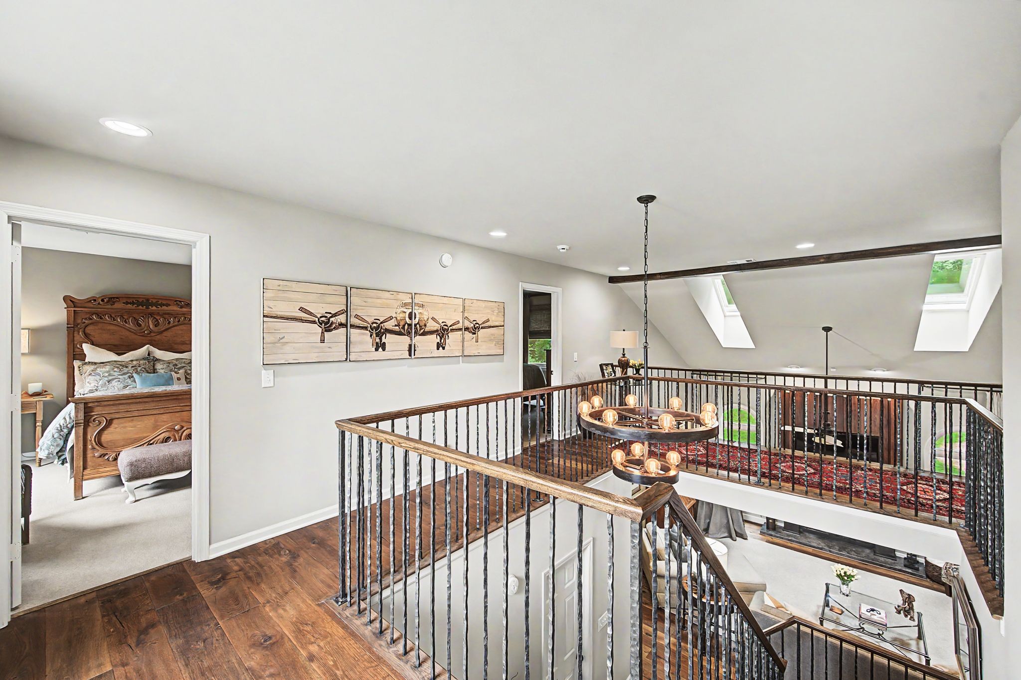 709 Roxburgh Cv