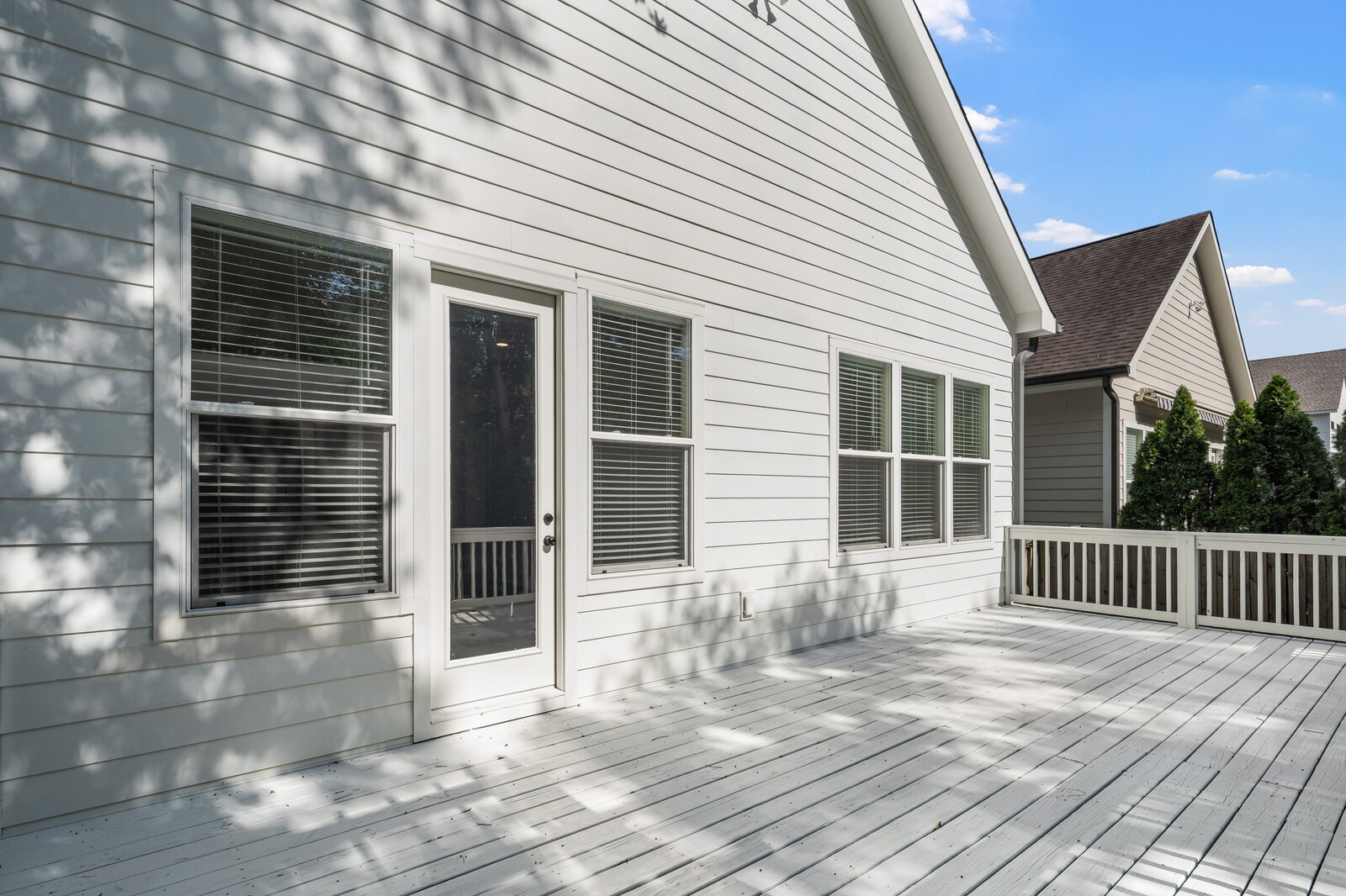 1526 Hayden Dr