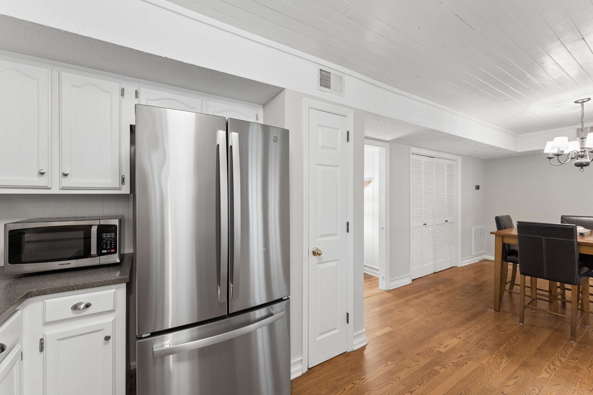 5204 Village Trce