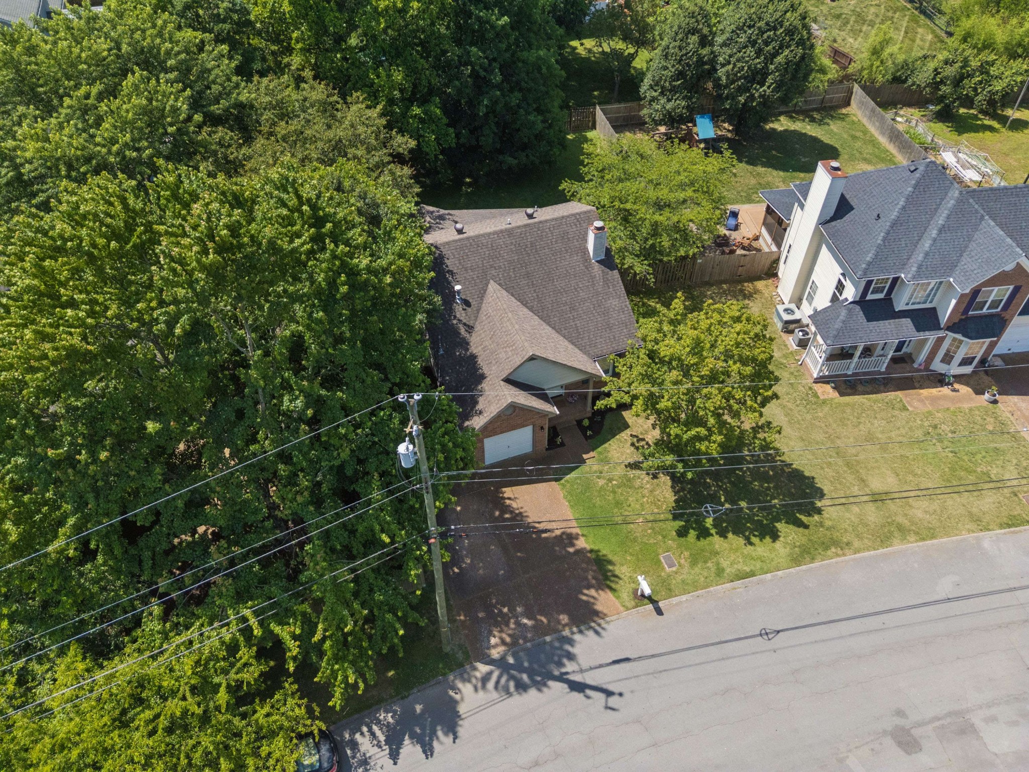 5204 Village Trce