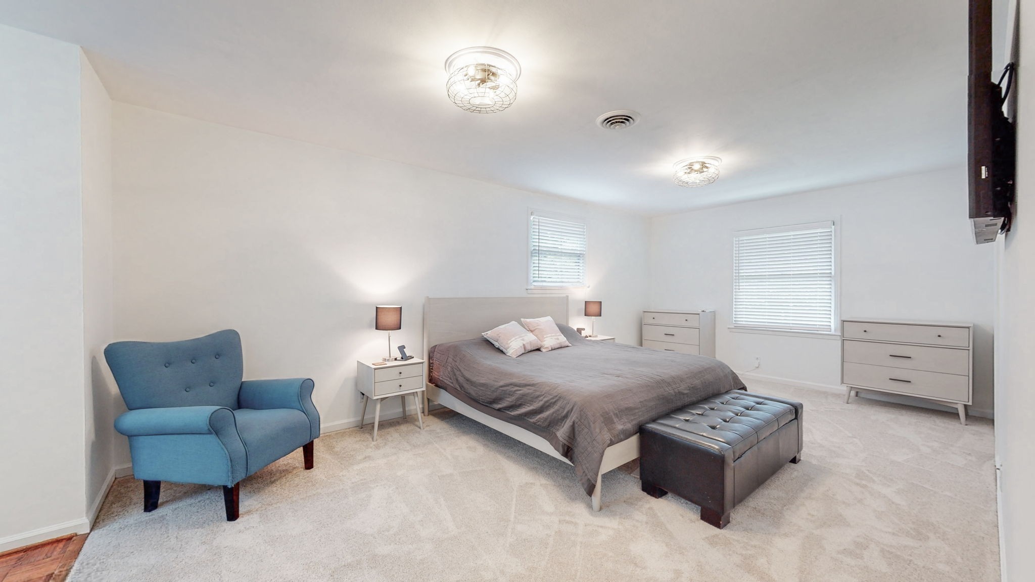 706 Wilson Pike