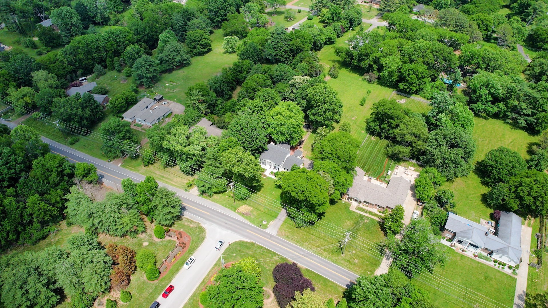 706 Wilson Pike