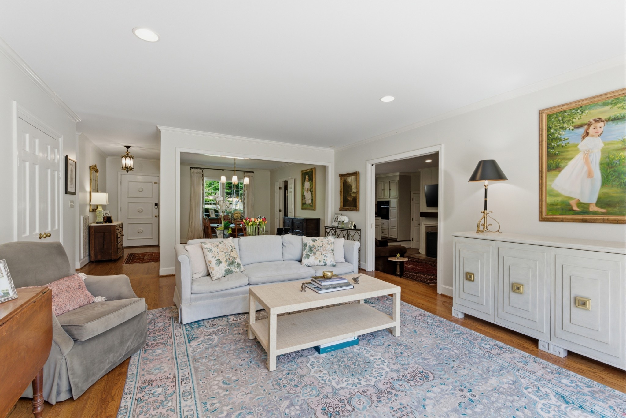 2709 Tyne Blvd