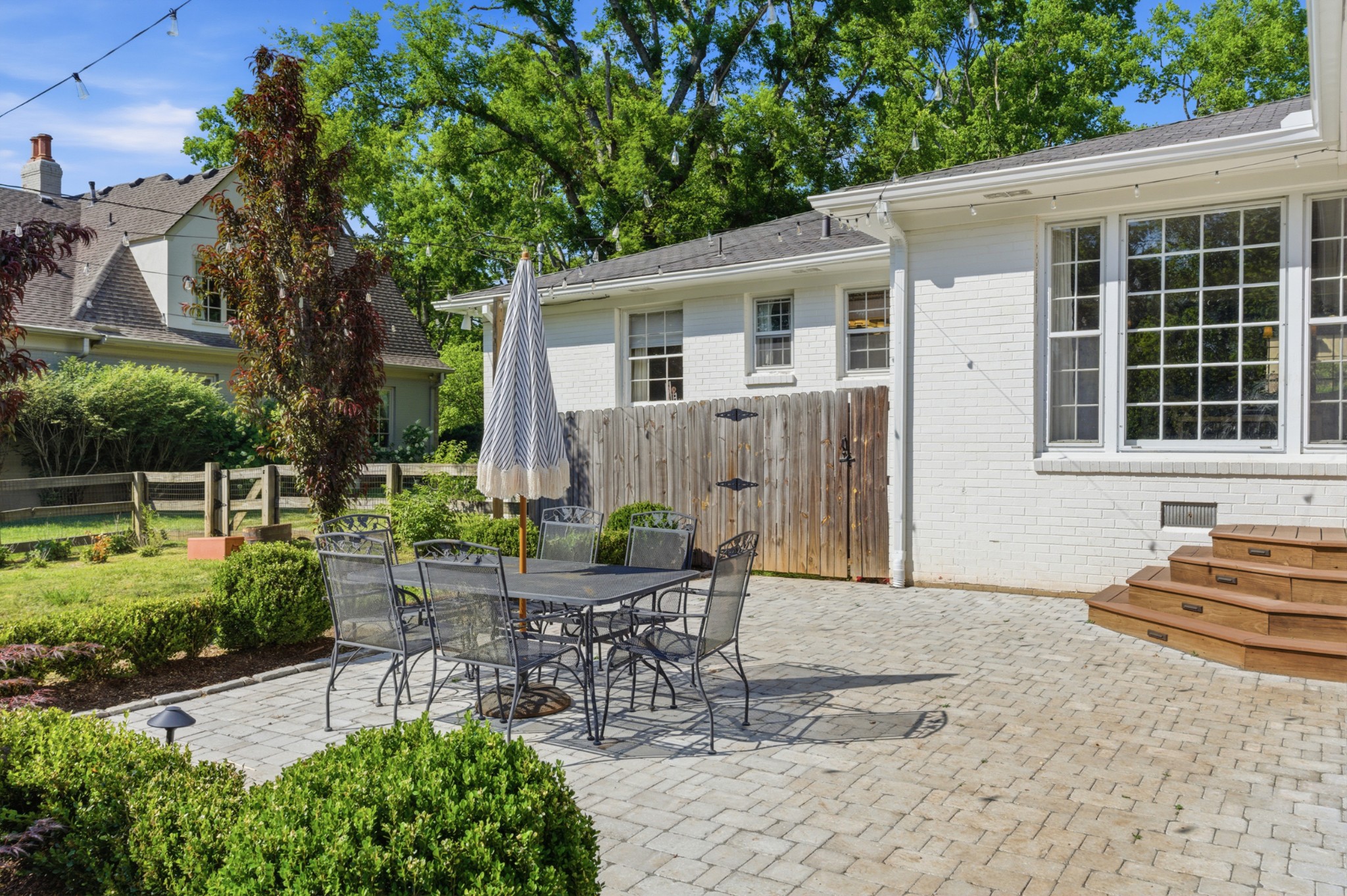 2709 Tyne Blvd