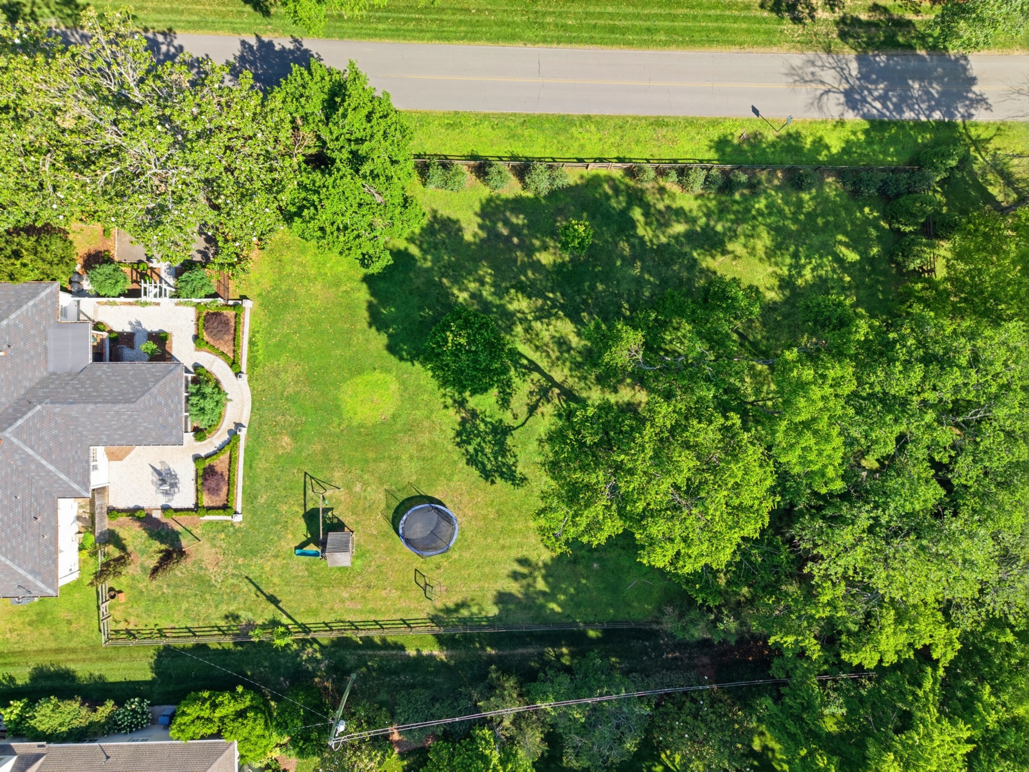 2709 Tyne Blvd