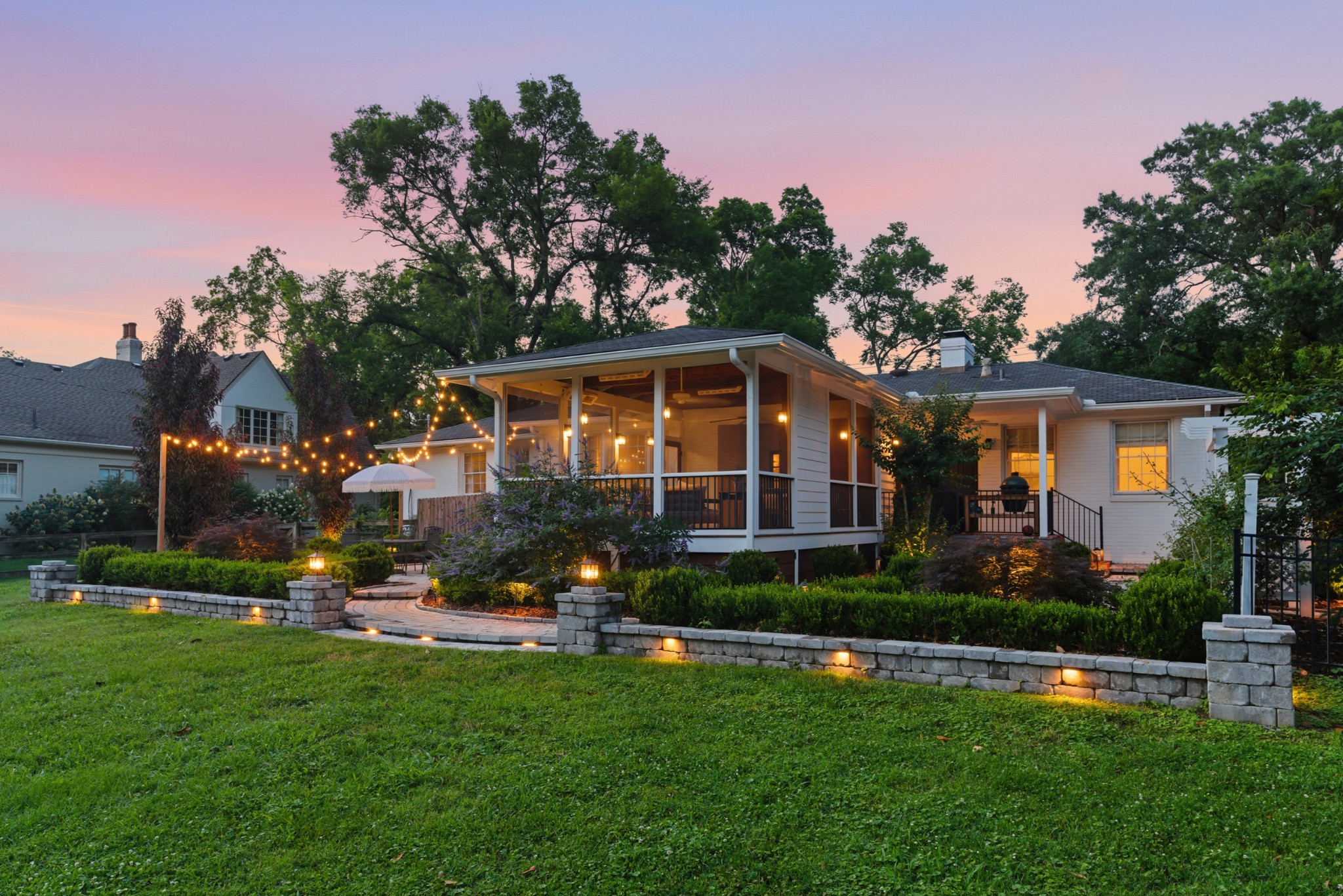 2709 Tyne Blvd