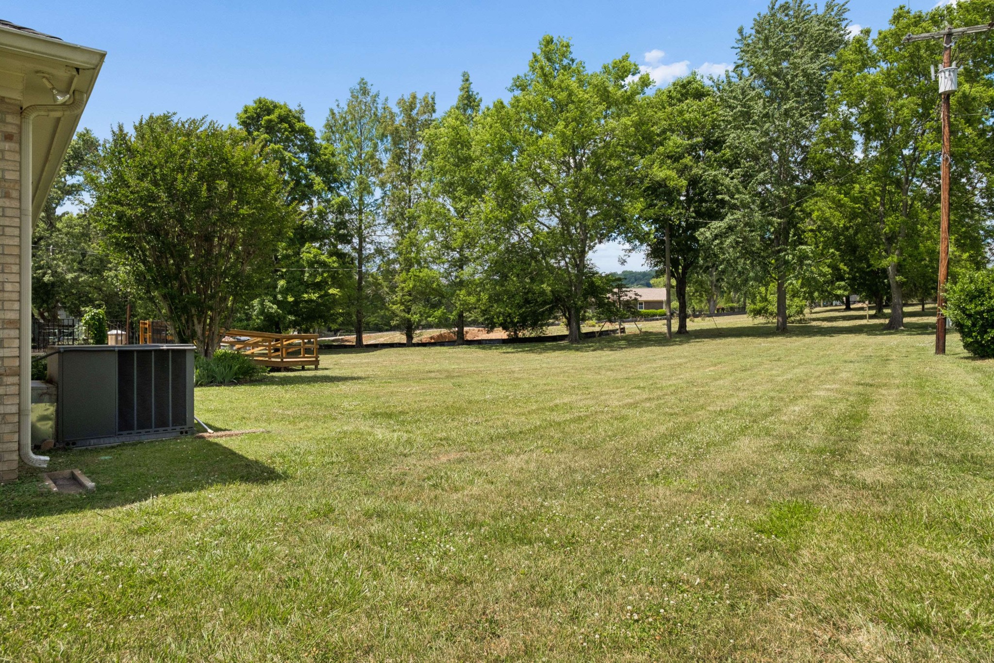 312 River Oaks Rd