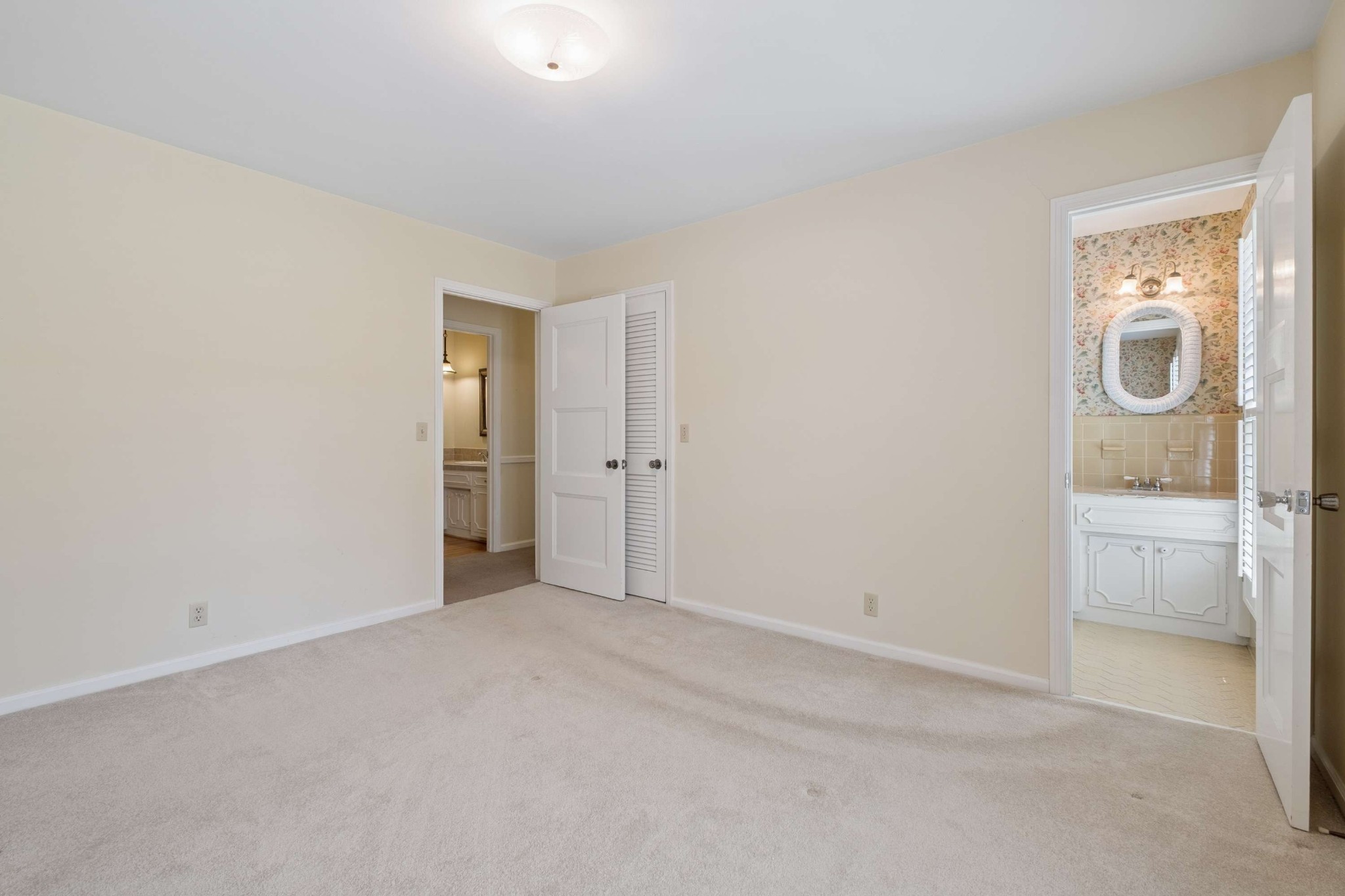 312 River Oaks Rd