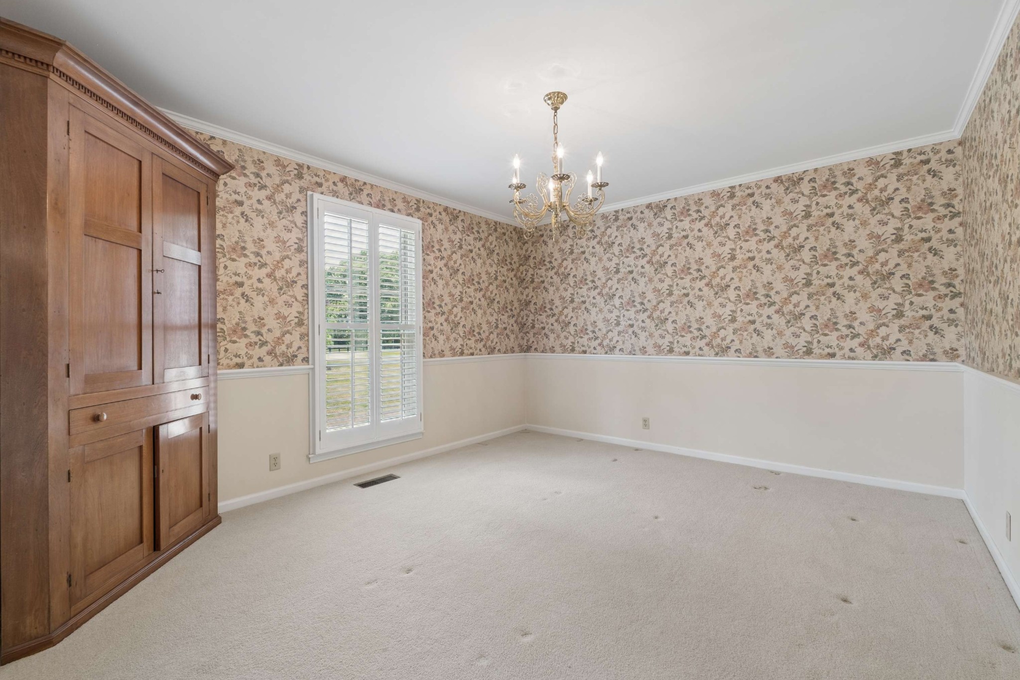 312 River Oaks Rd