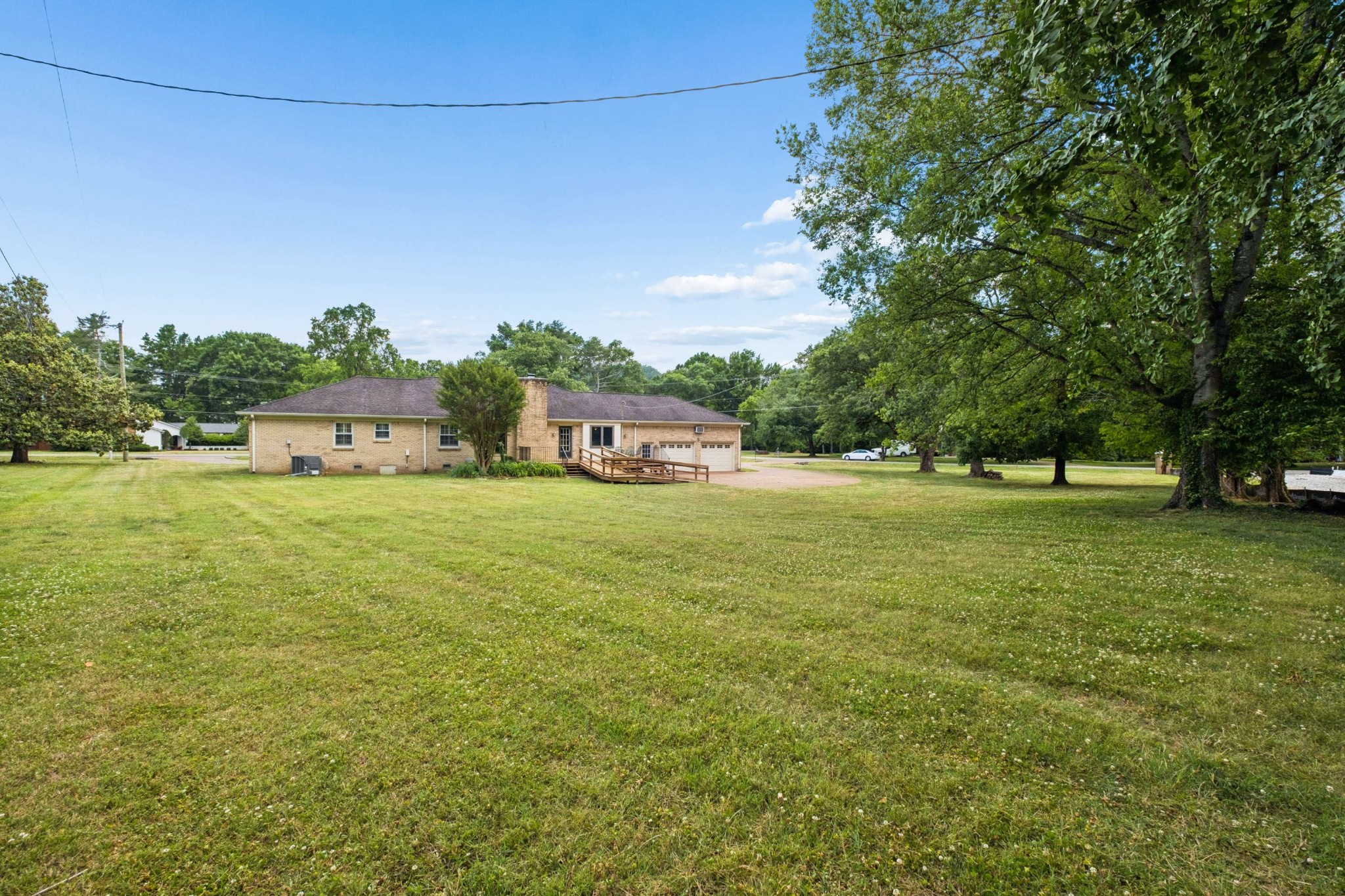 312 River Oaks Rd