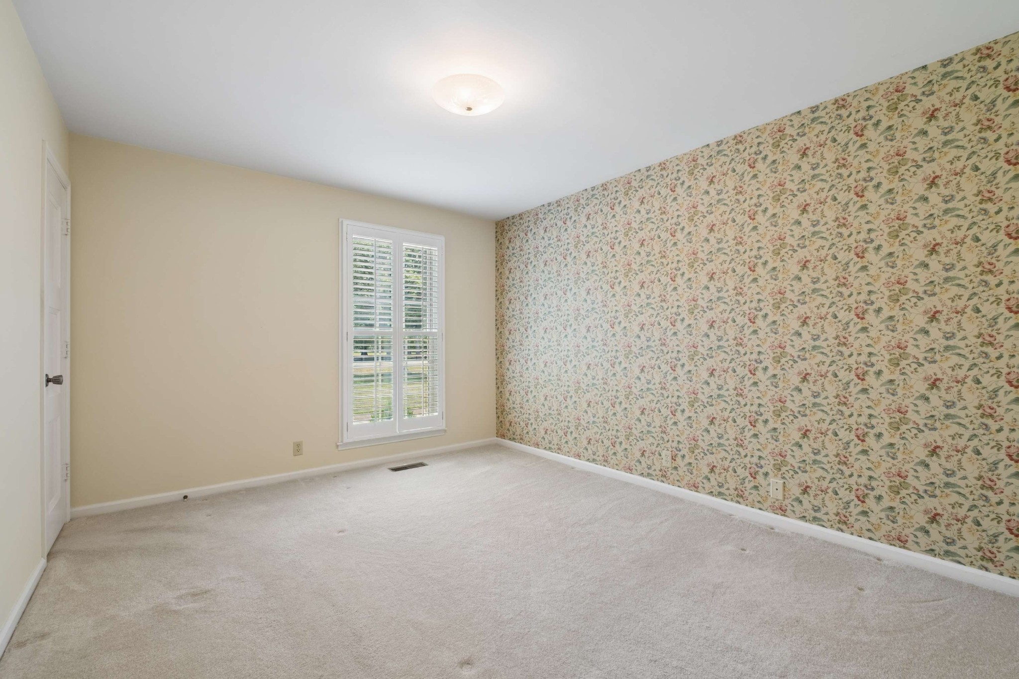 312 River Oaks Rd