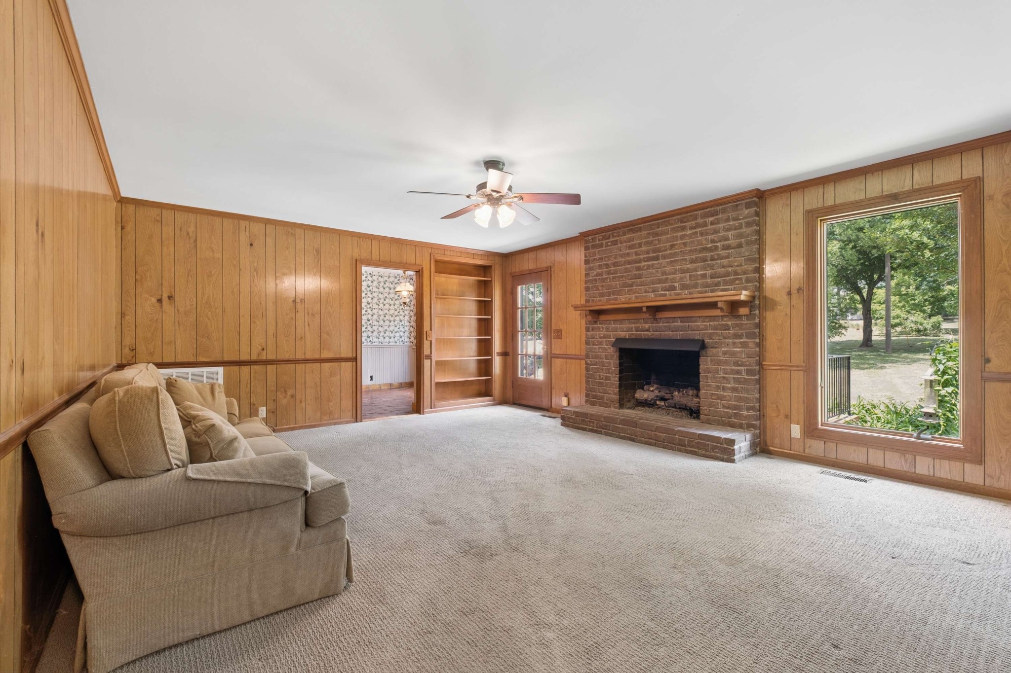 312 River Oaks Rd