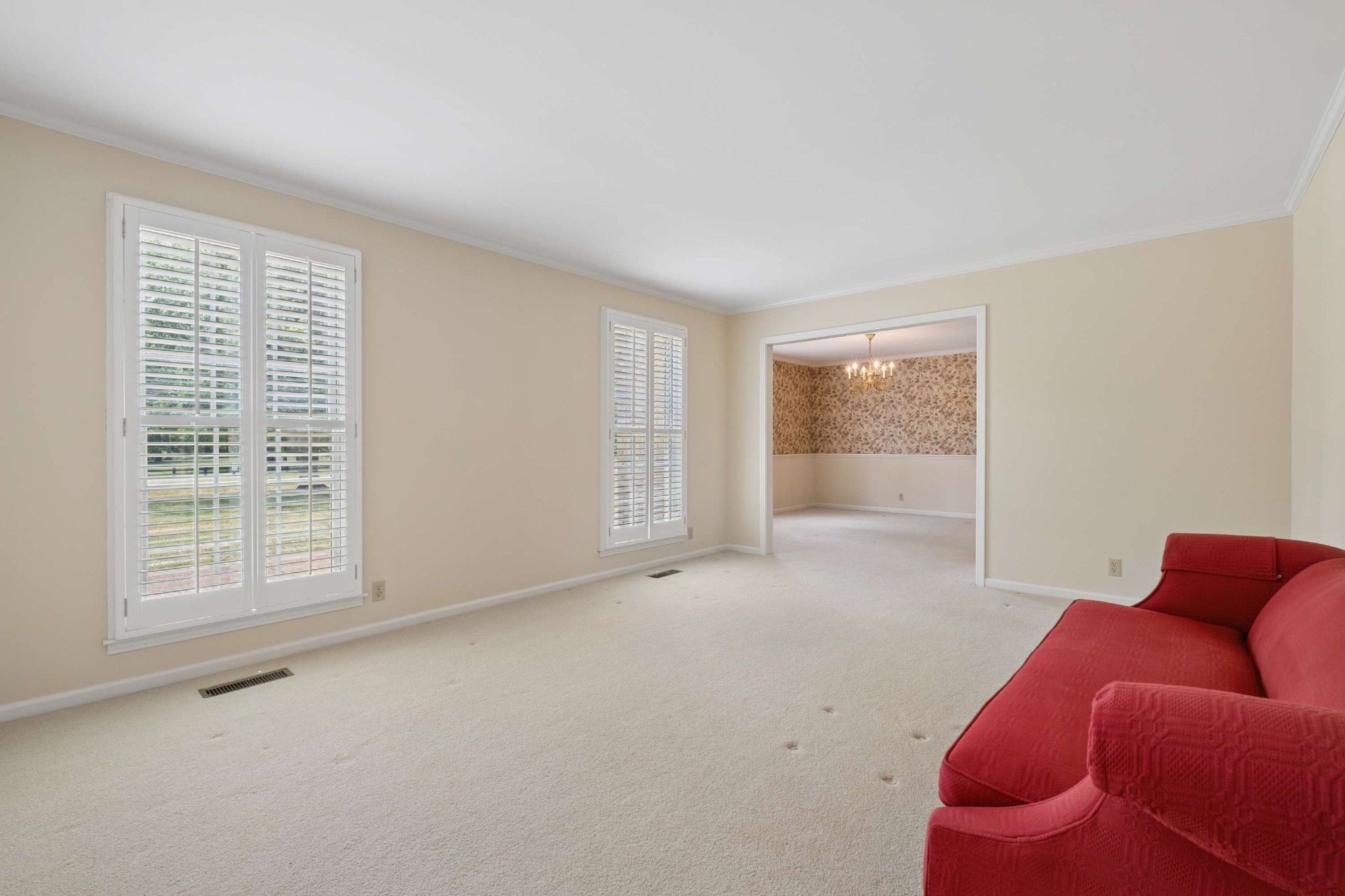 312 River Oaks Rd