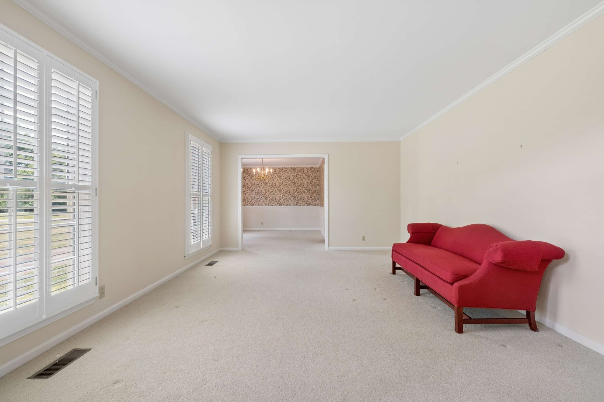 312 River Oaks Rd
