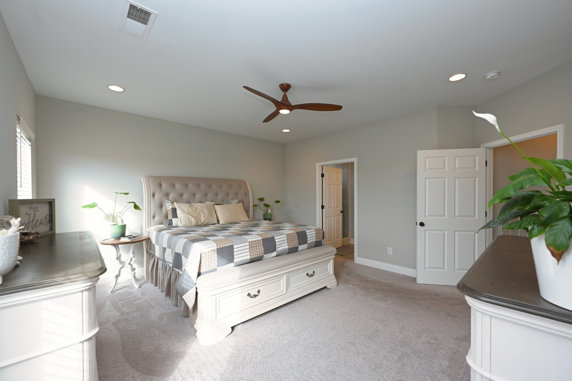 2939 Stewart Campbell Pt
