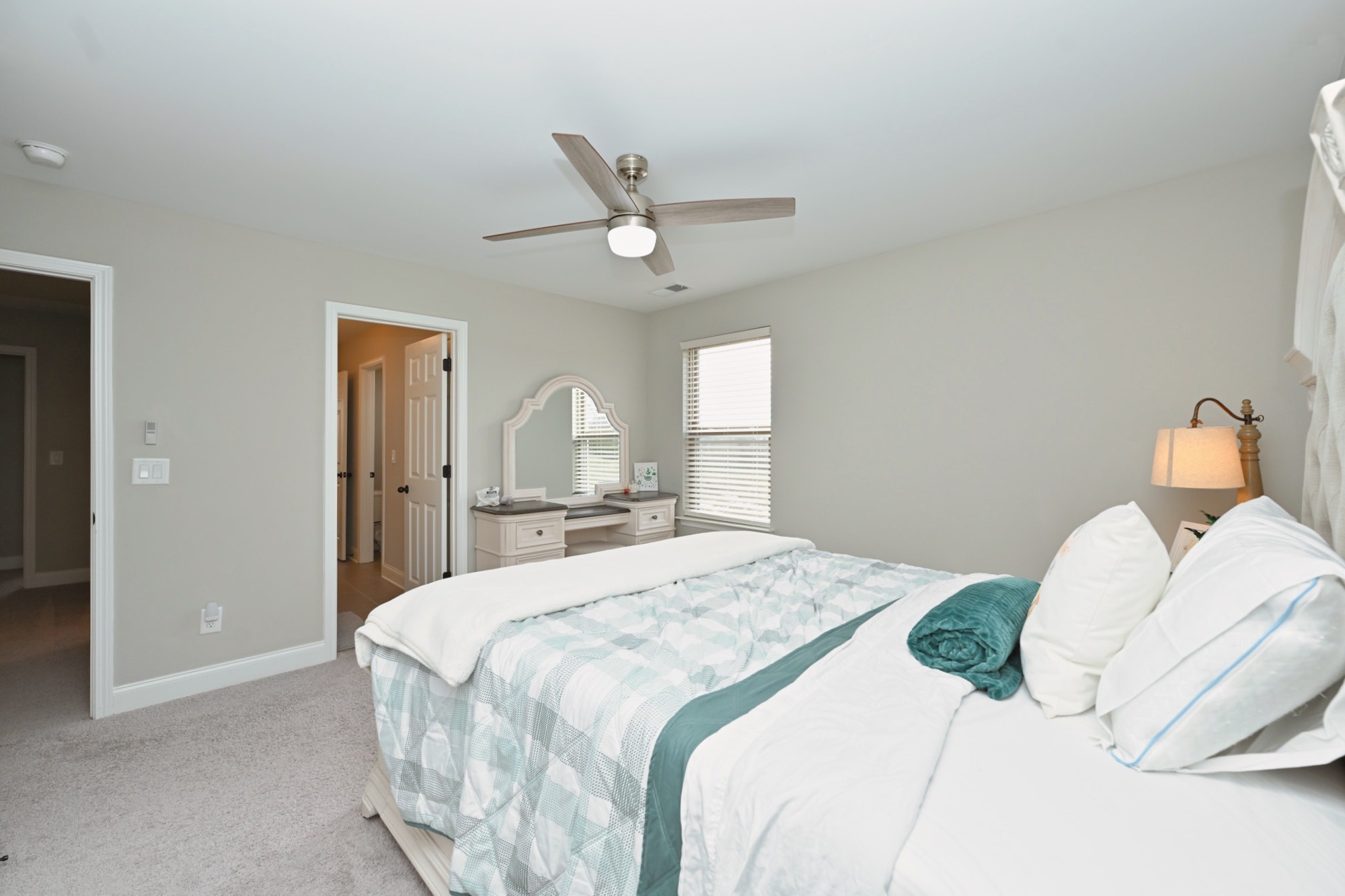 2939 Stewart Campbell Pt