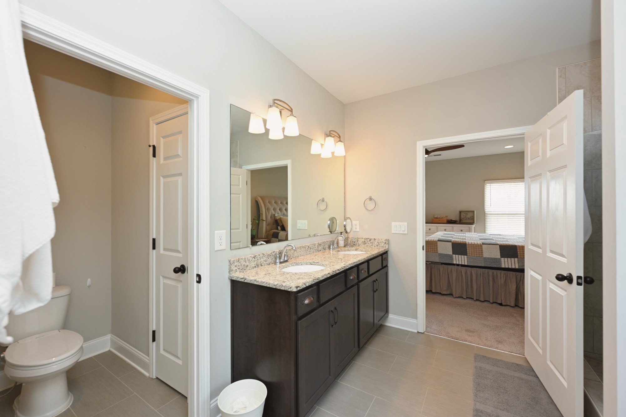 2939 Stewart Campbell Pt