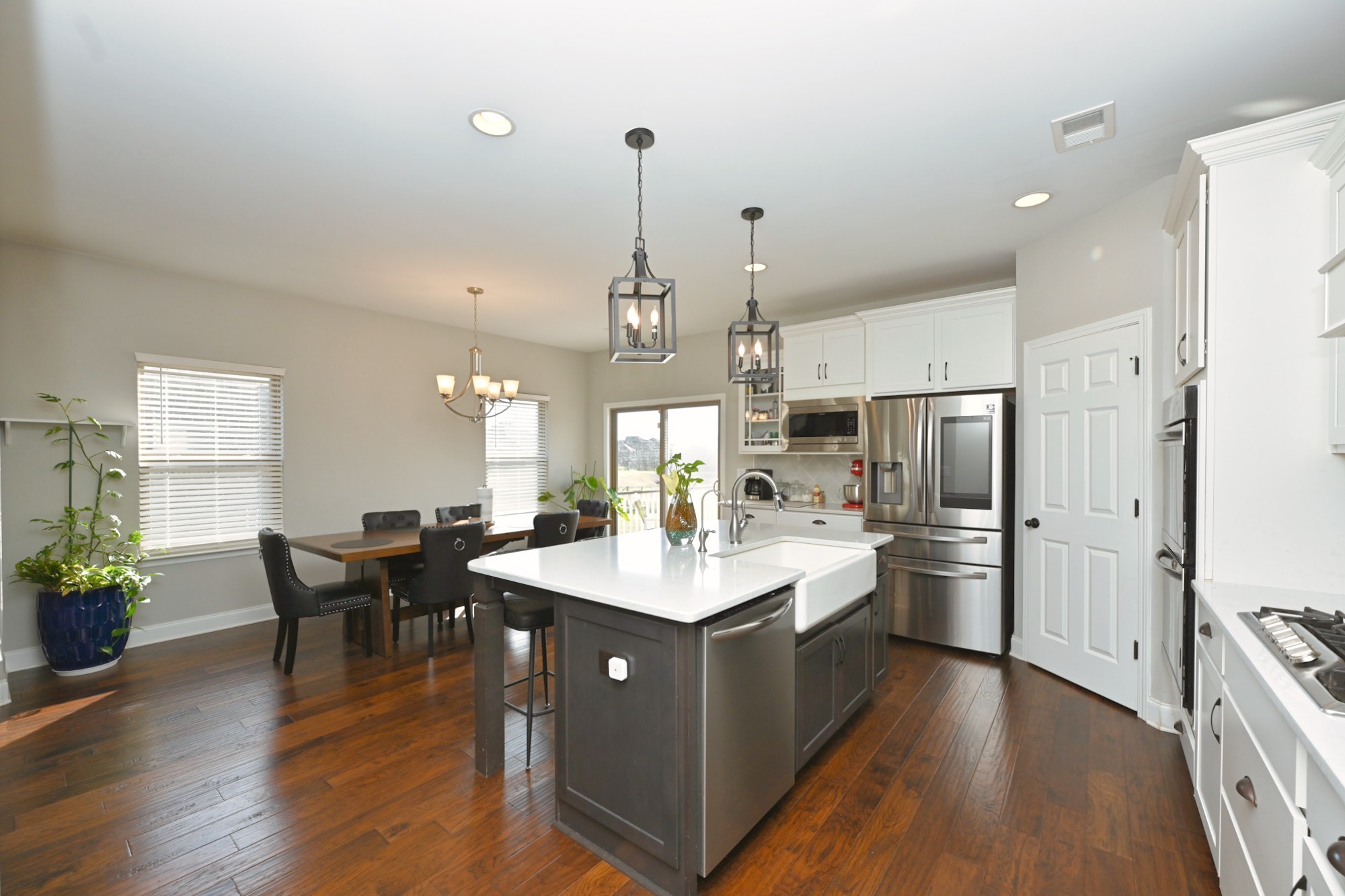 2939 Stewart Campbell Pt