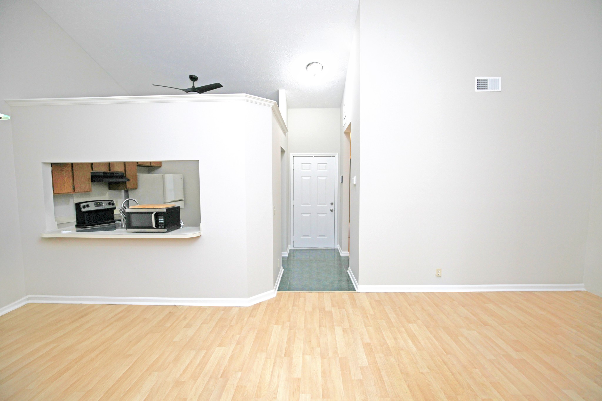 2009 Valley Dr