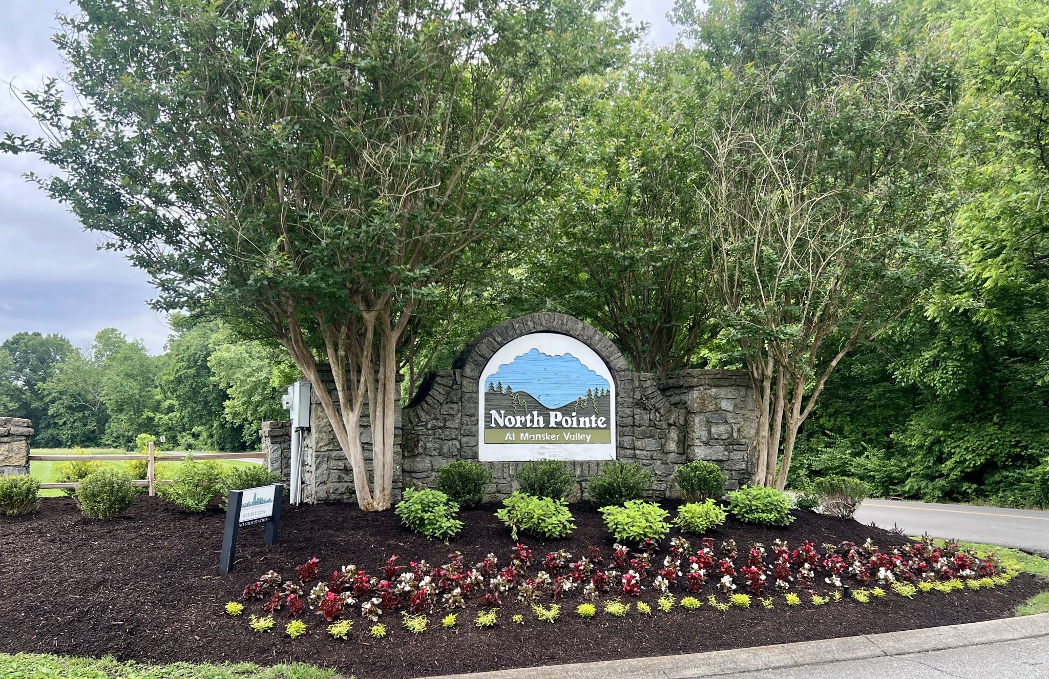 2009 Valley Dr