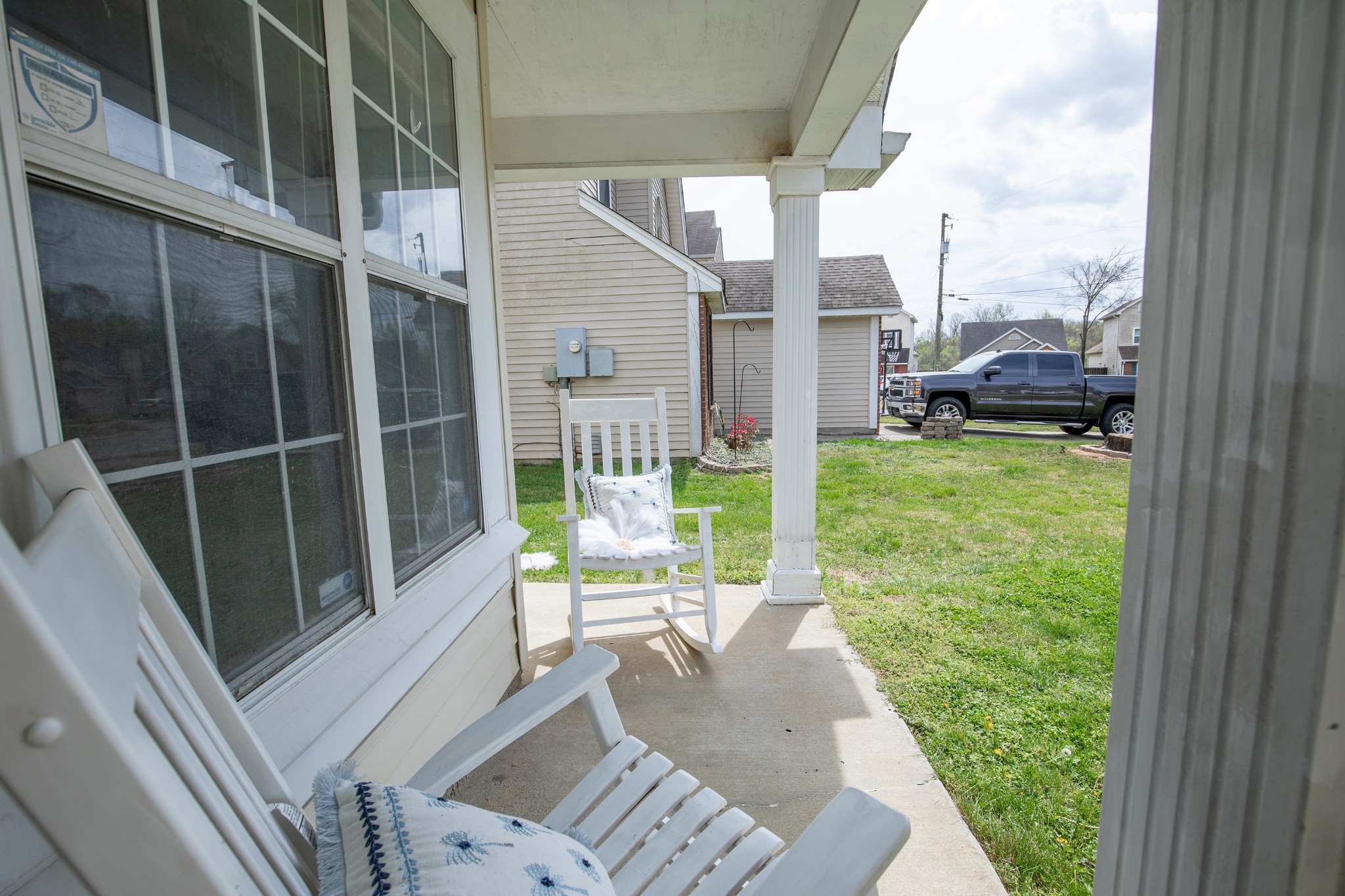 2009 Valley Dr