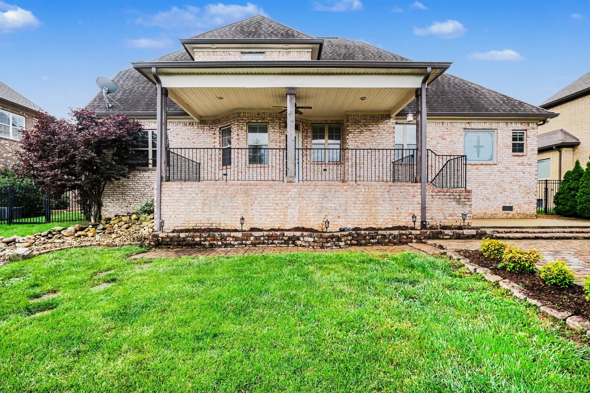 2972 Stewart Campbell Pt