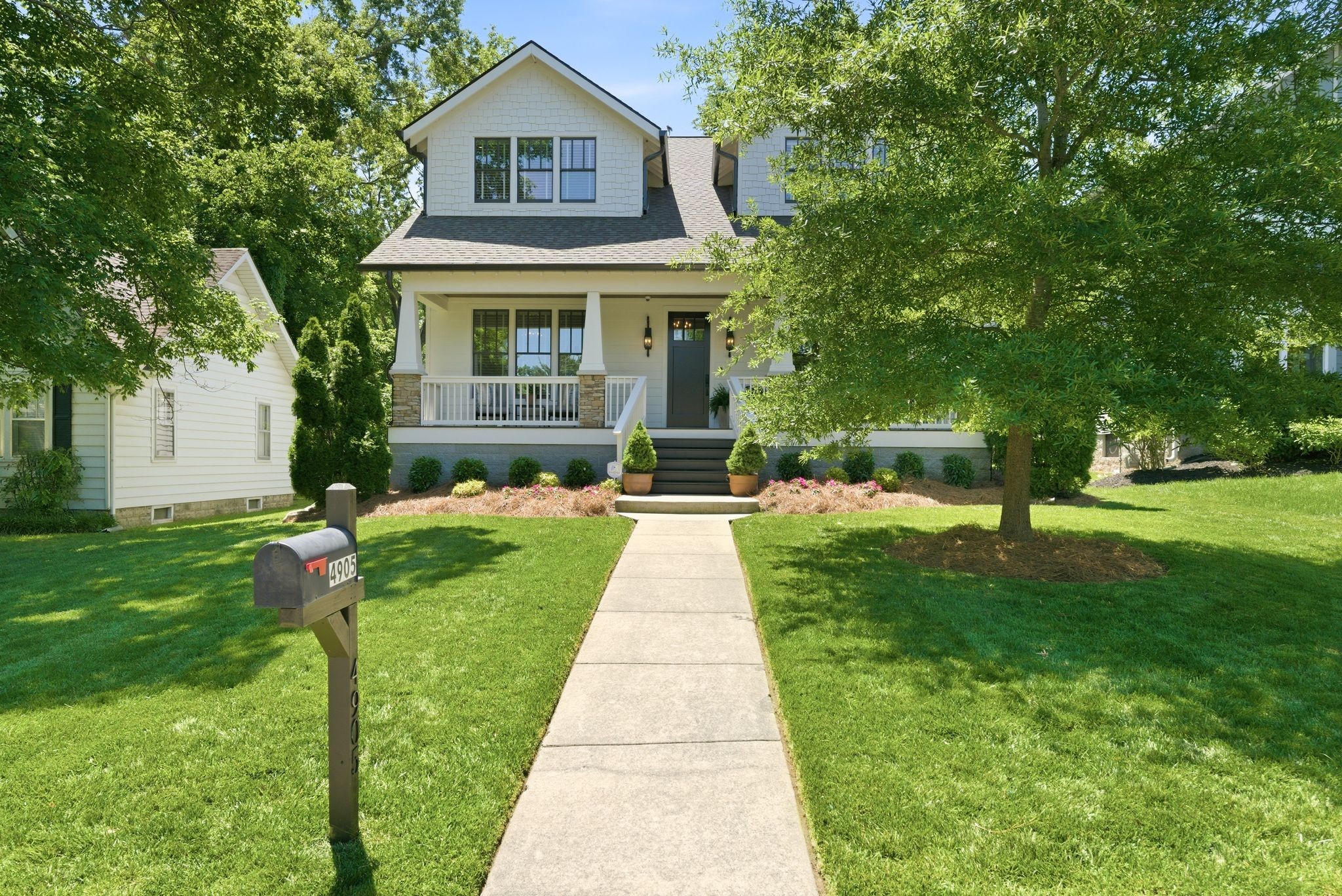 4905 Dakota Ave