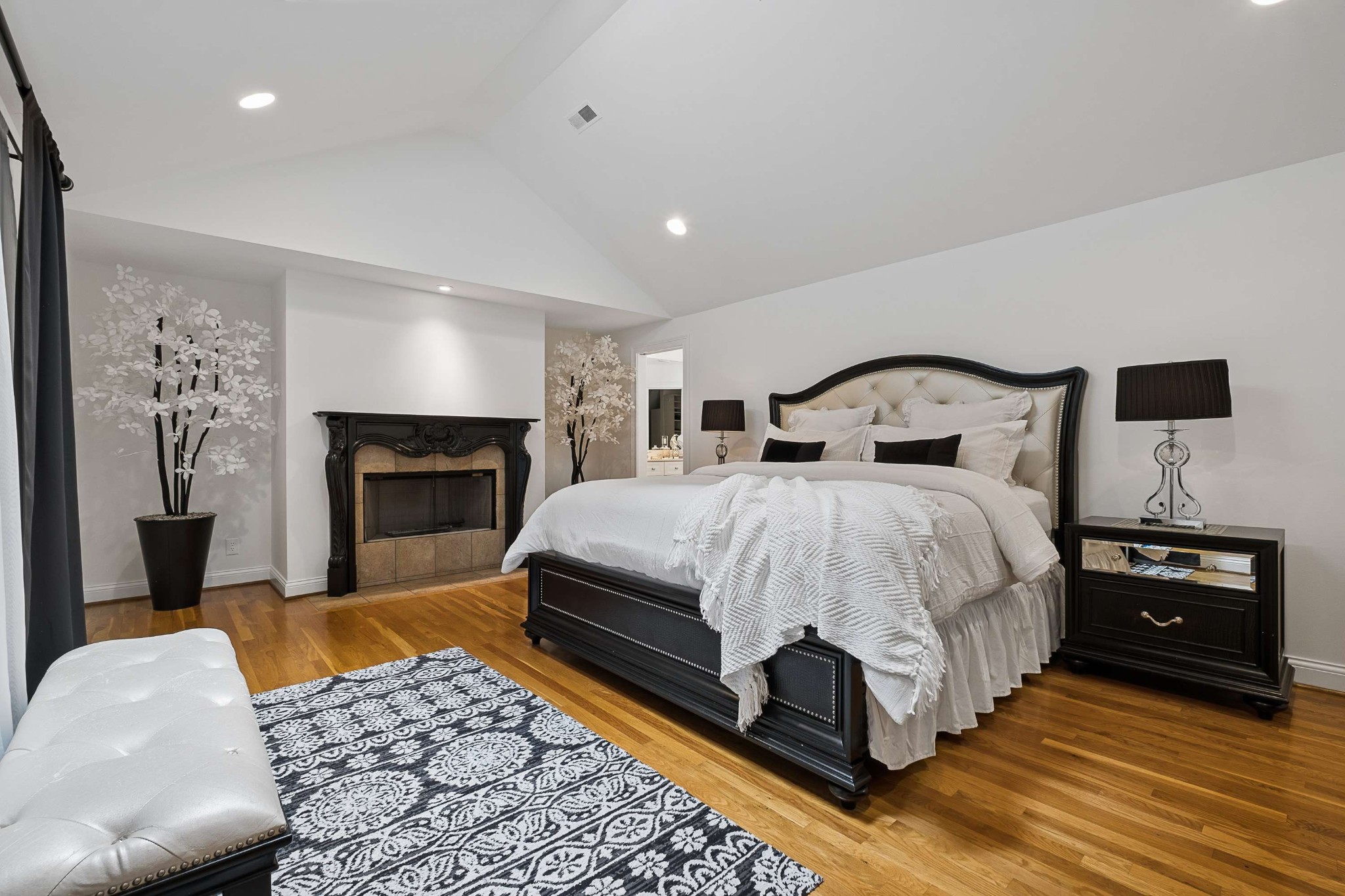 2580 Devon Valley Dr
