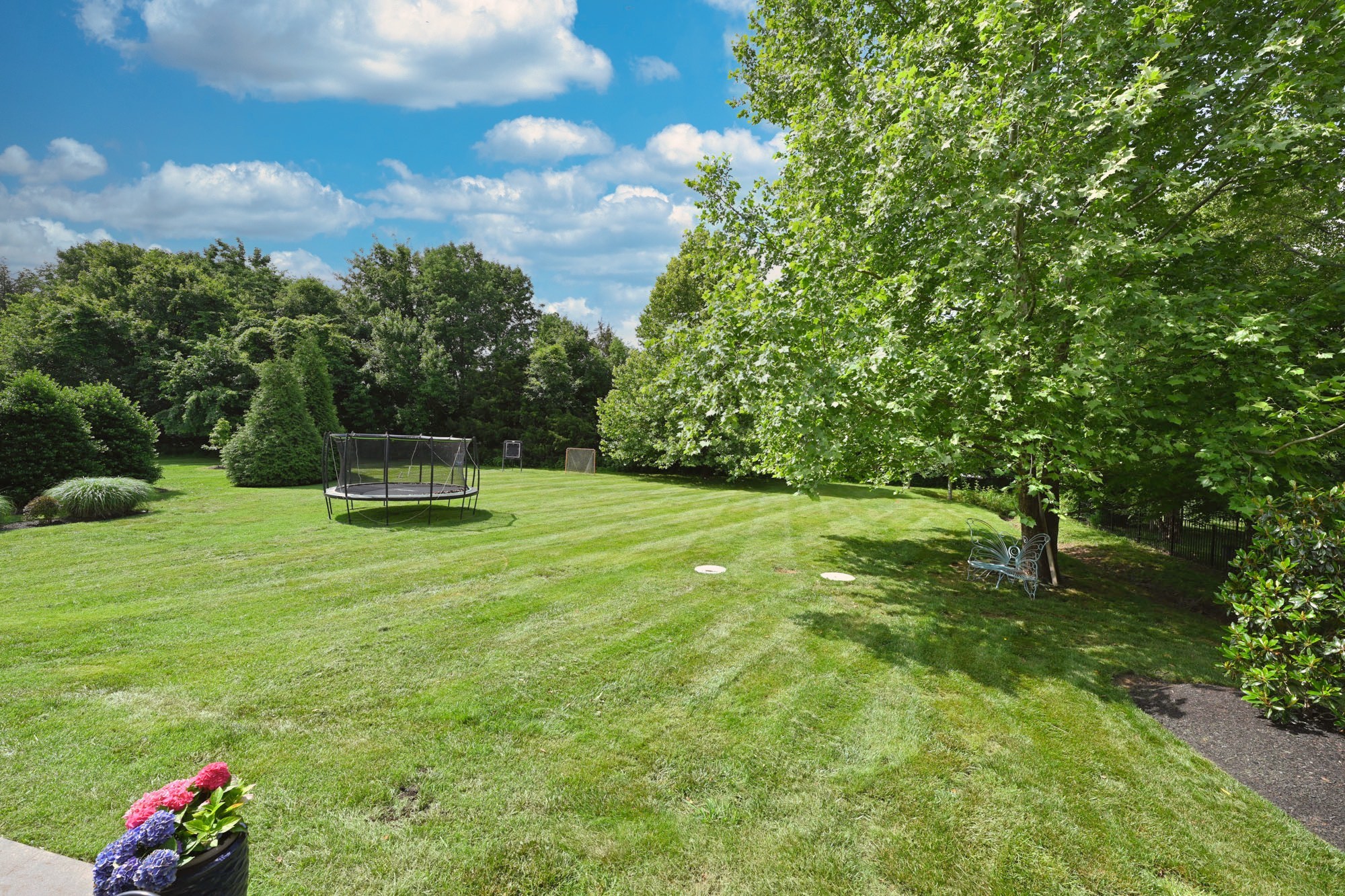 4105 Banner Square Ln