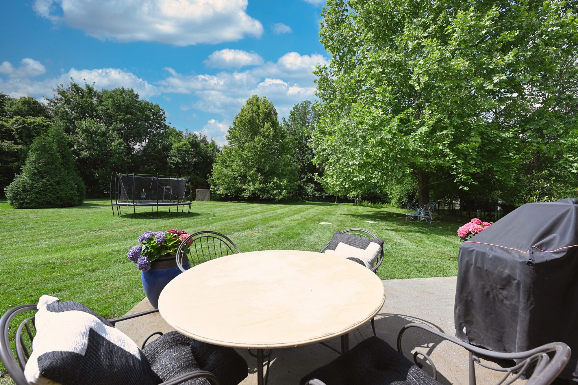 4105 Banner Square Ln