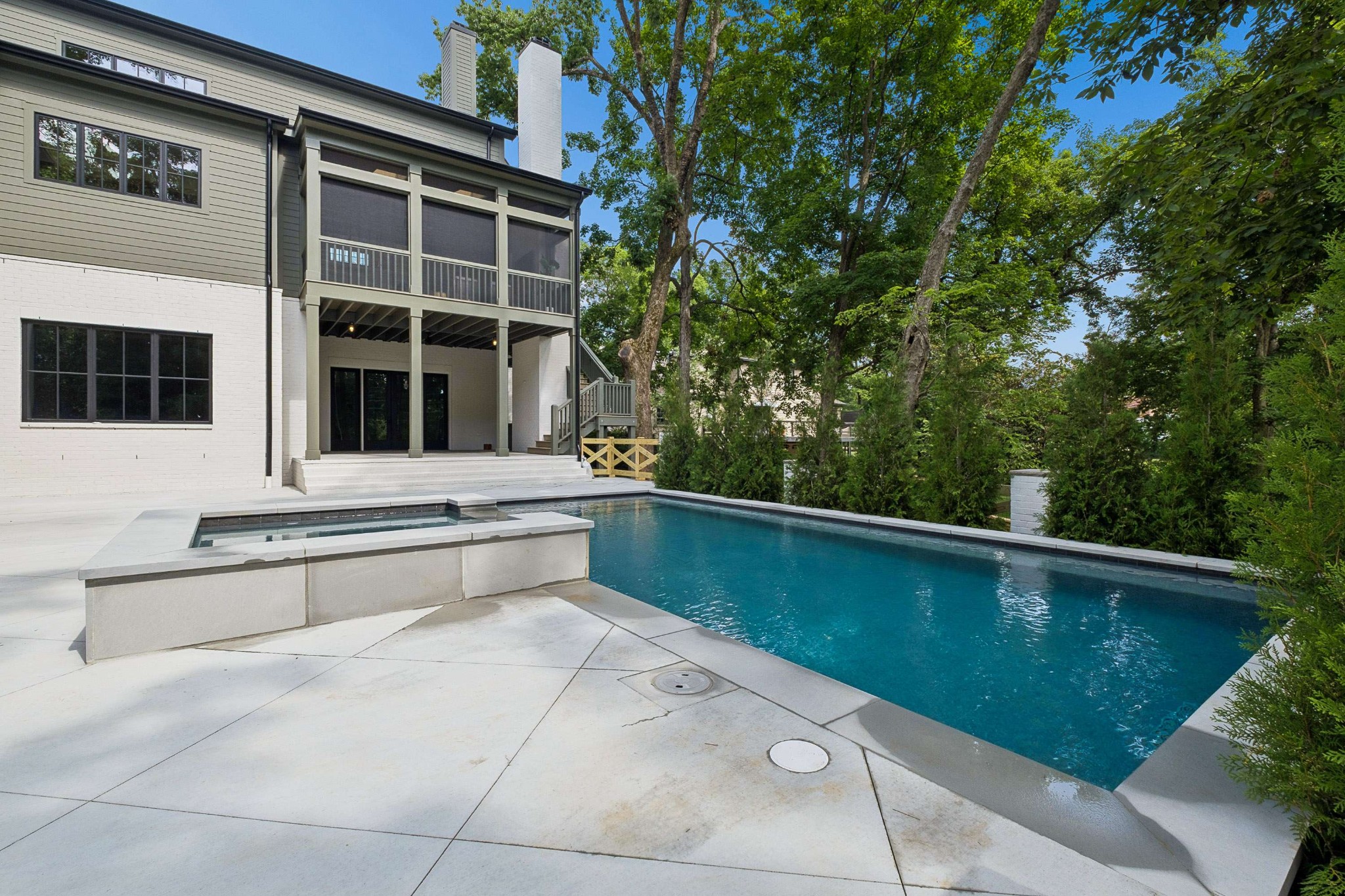 4123 Skyline Dr