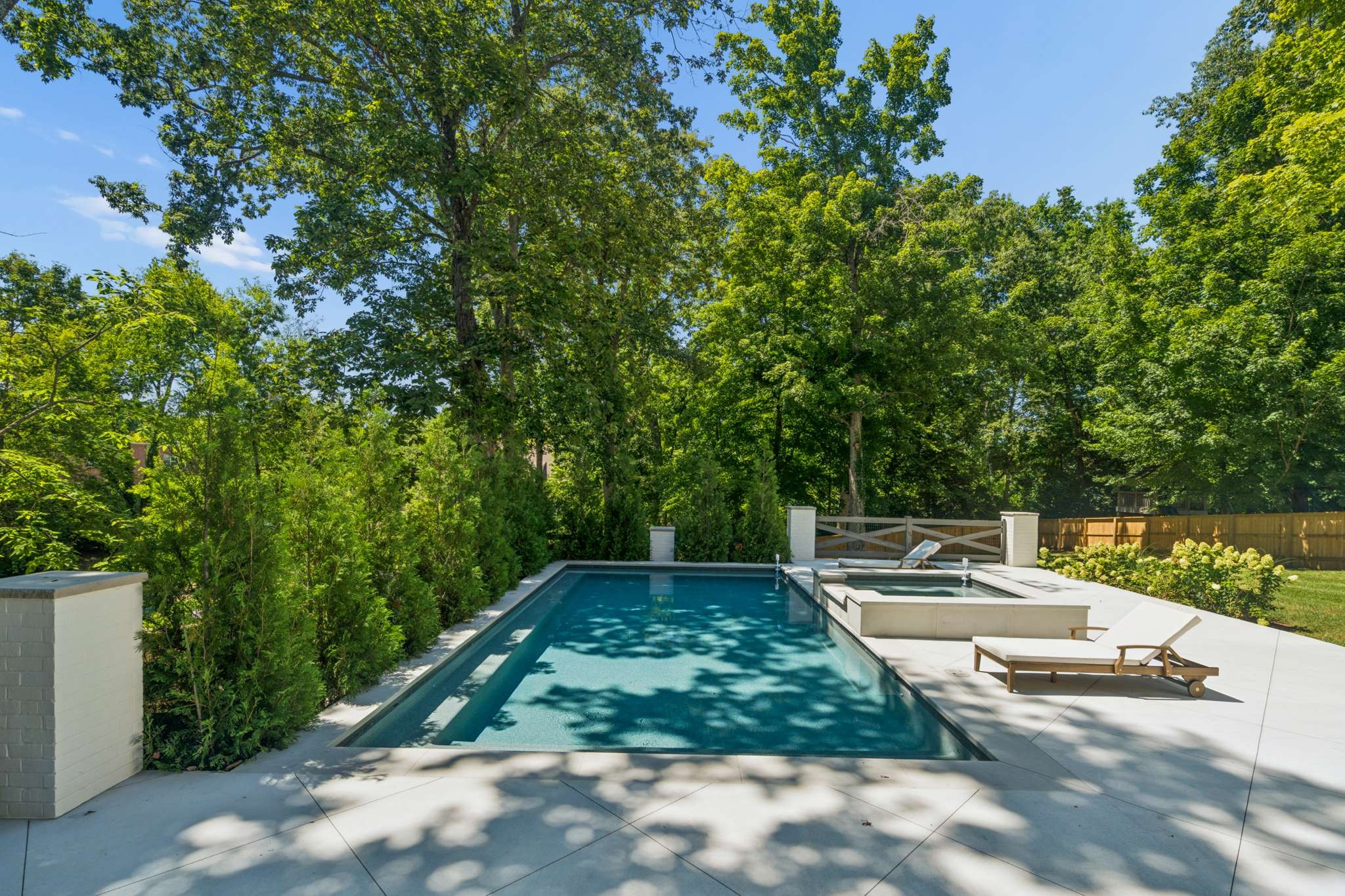 4123 Skyline Dr
