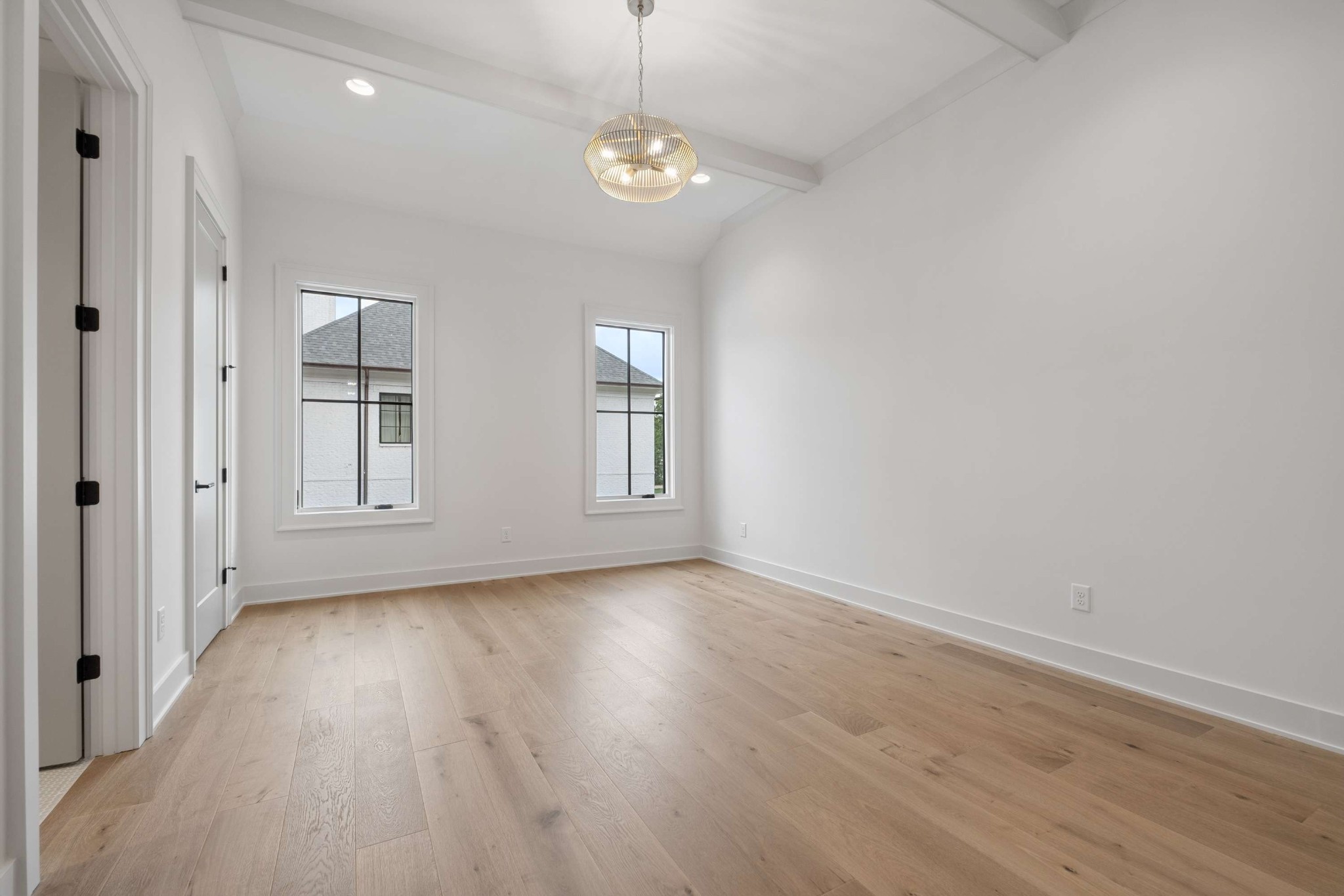4123 Skyline Dr