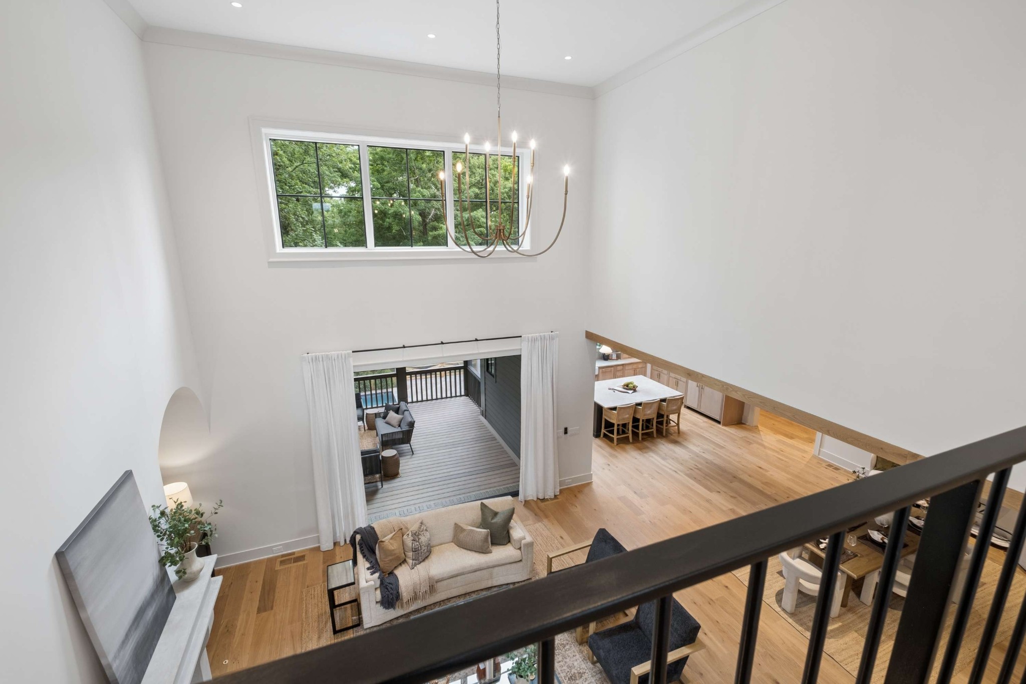 4123 Skyline Dr
