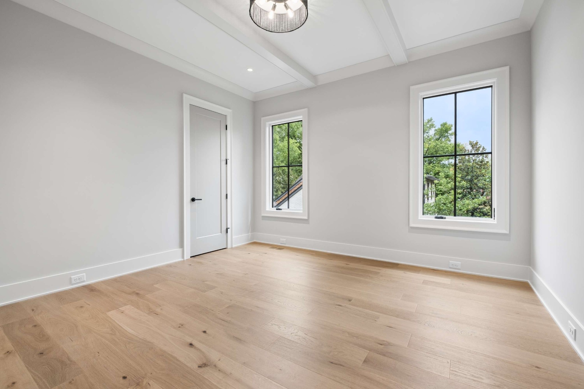 4123 Skyline Dr