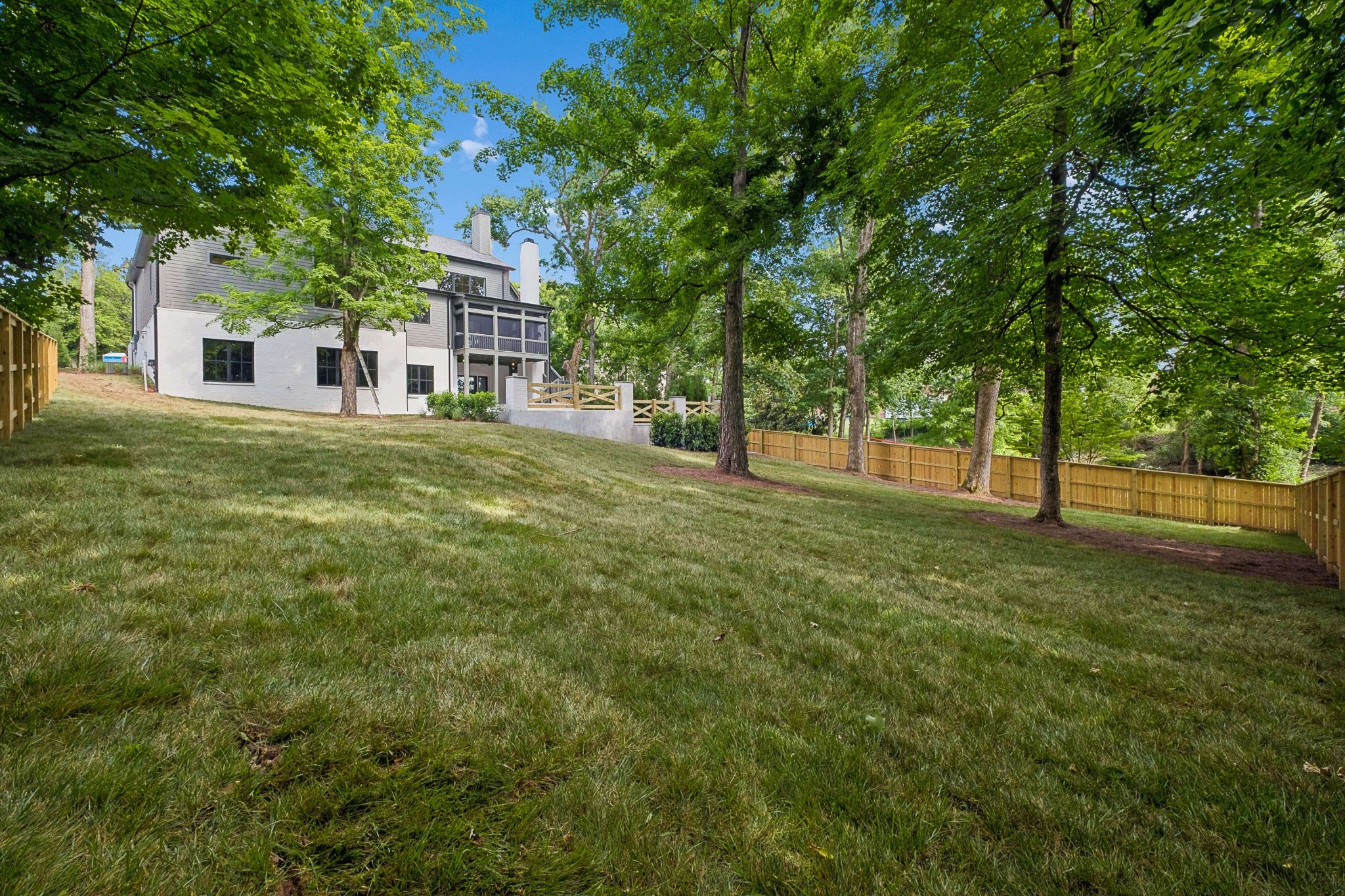 4123 Skyline Dr