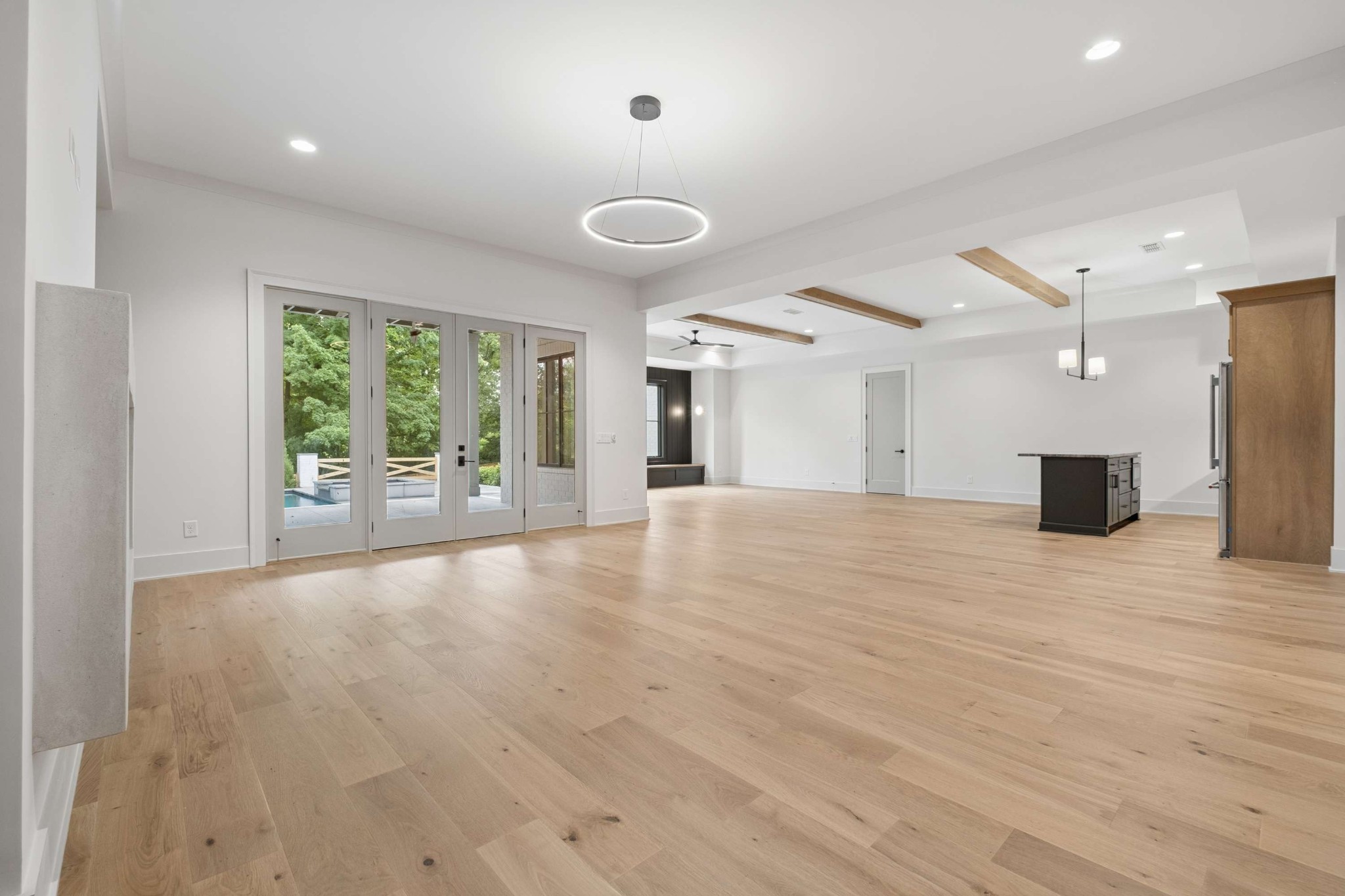 4123 Skyline Dr