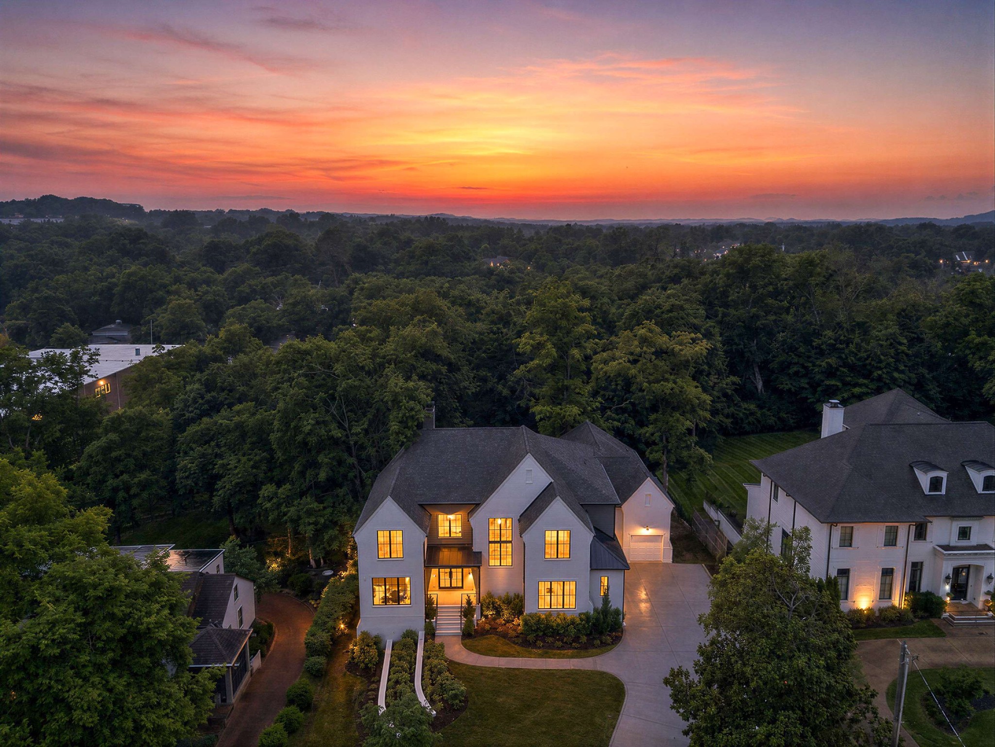 4123 Skyline Dr