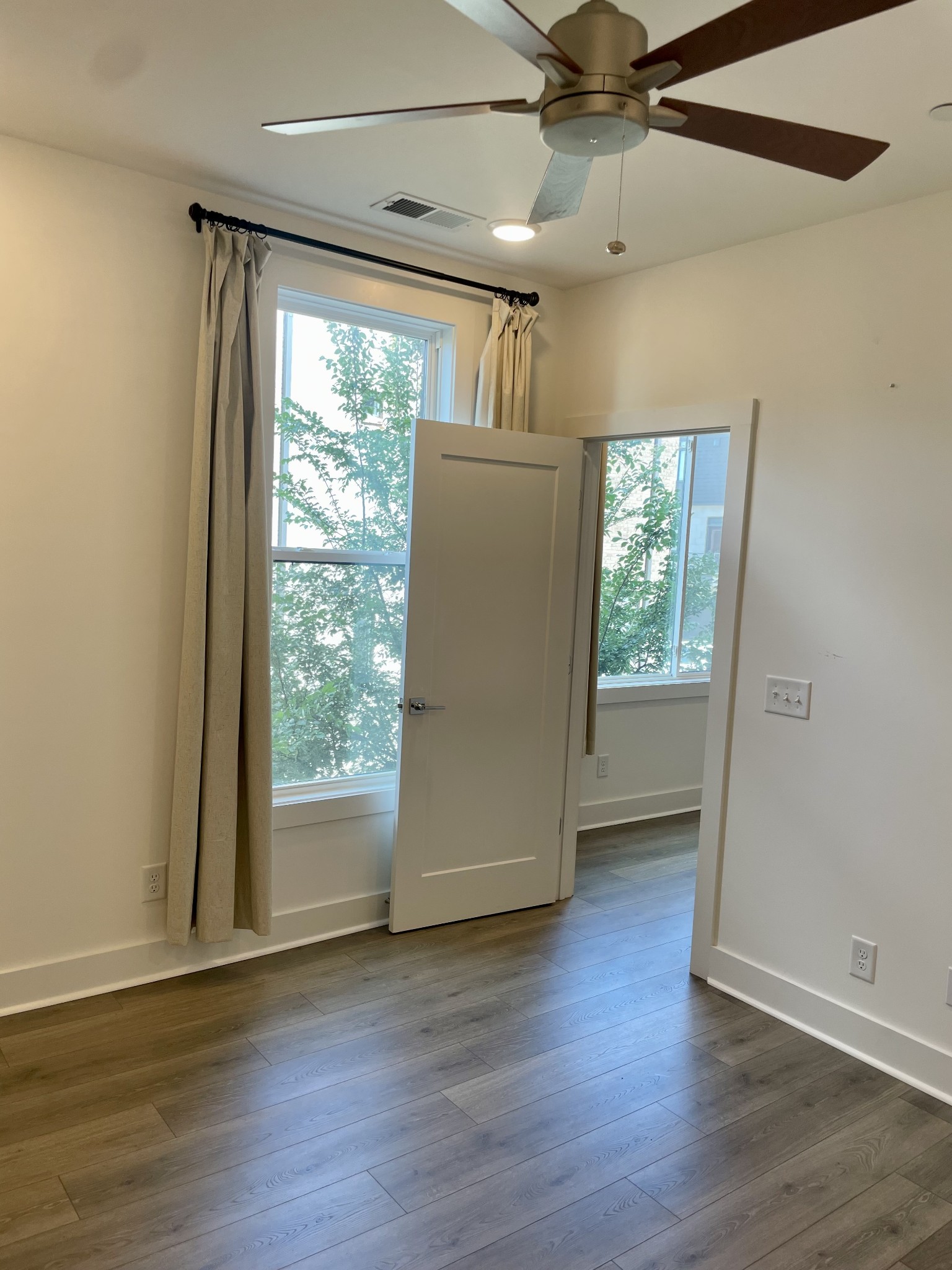1613 Marshall Hollow Dr Unit: 203