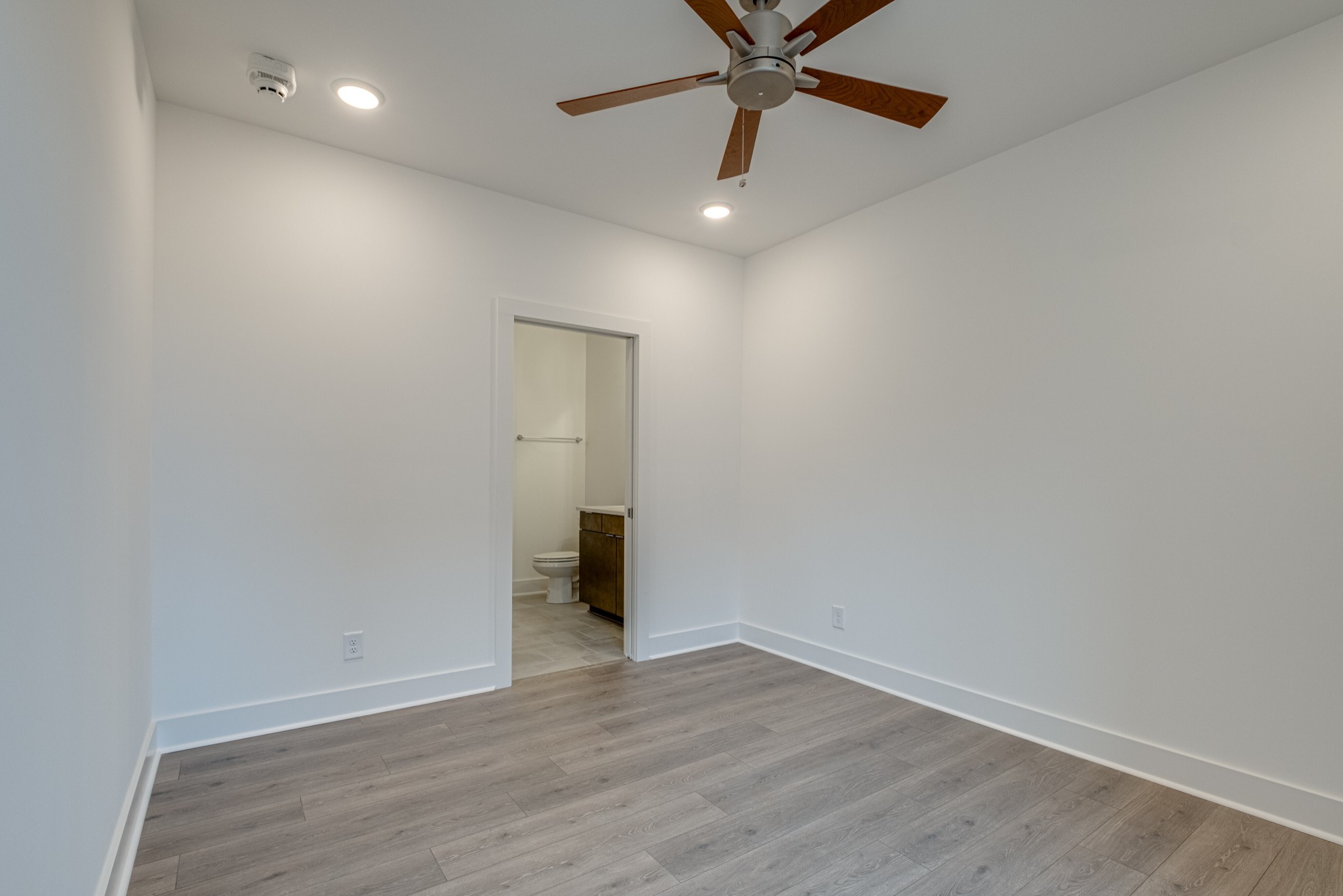 1613 Marshall Hollow Dr Unit: 203