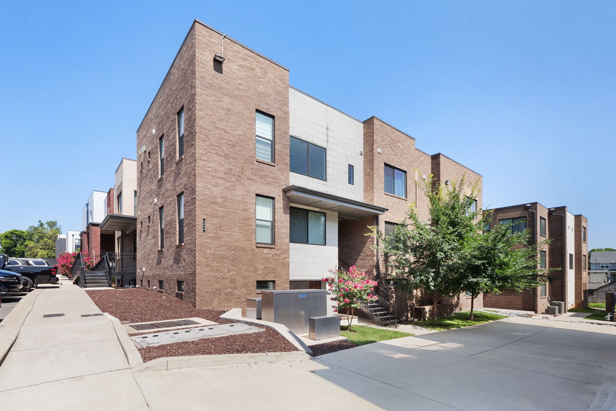 1613 Marshall Hollow Dr Unit: 203
