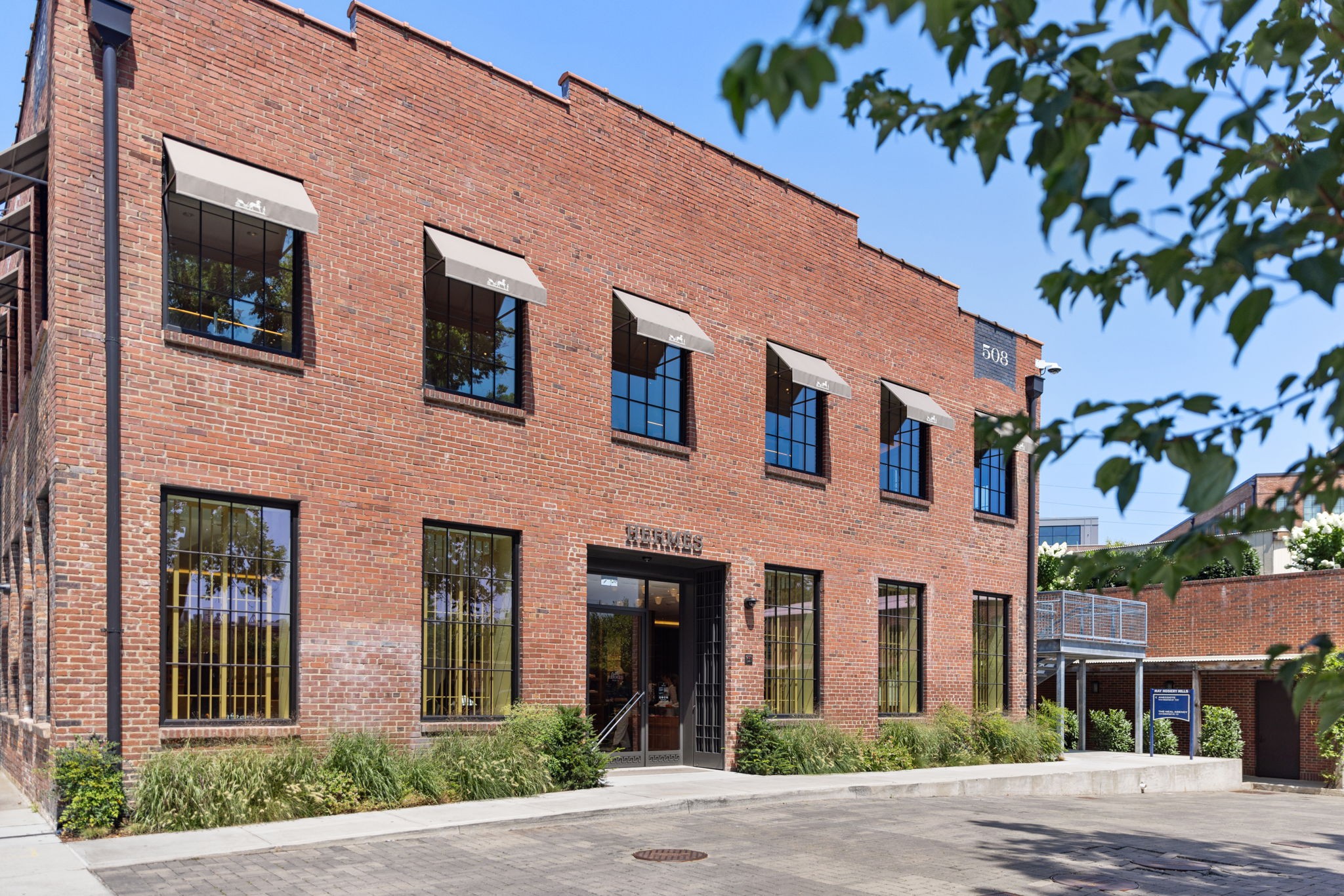 1613 Marshall Hollow Dr Unit: 203