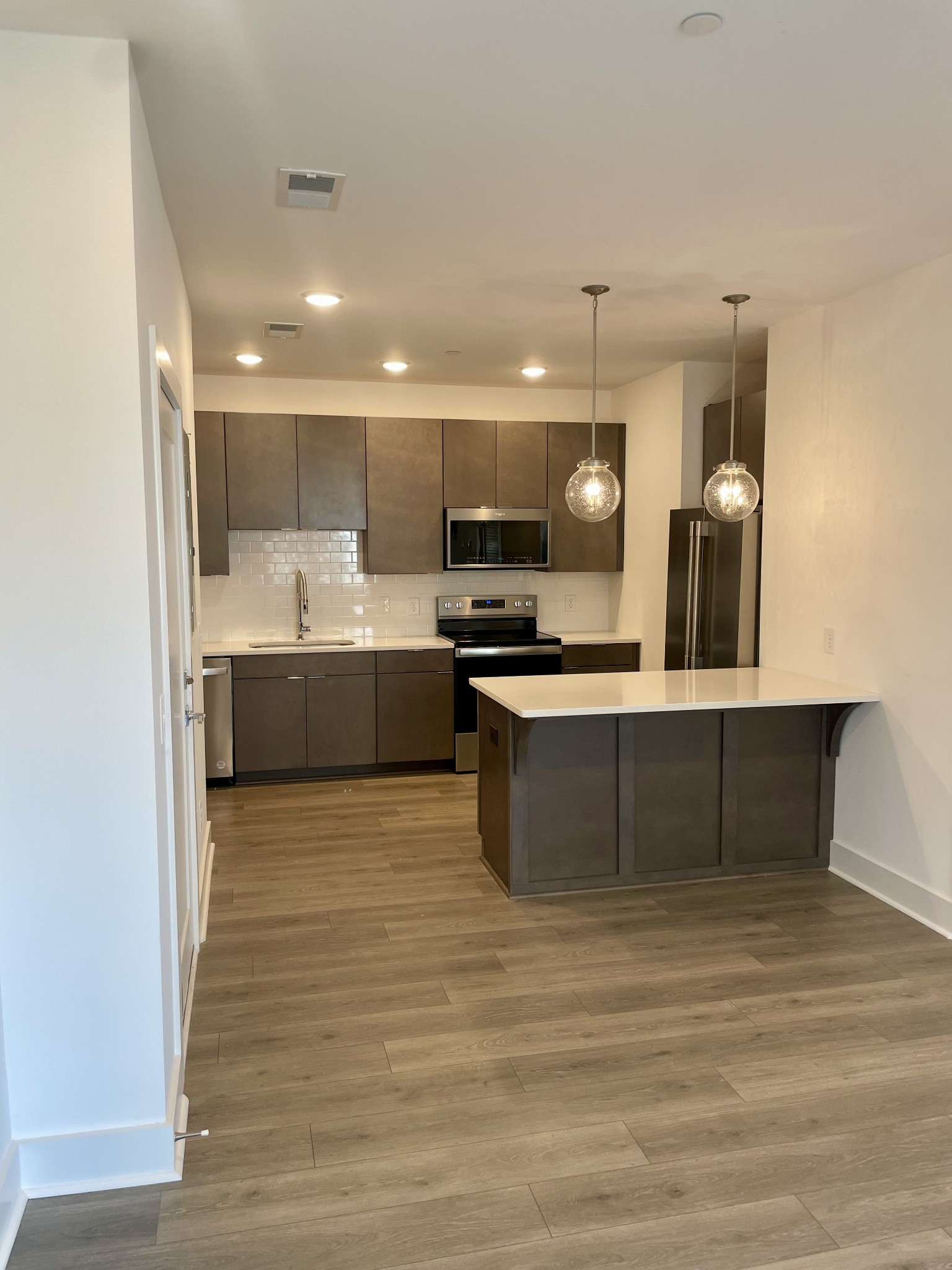 1613 Marshall Hollow Dr Unit: 203