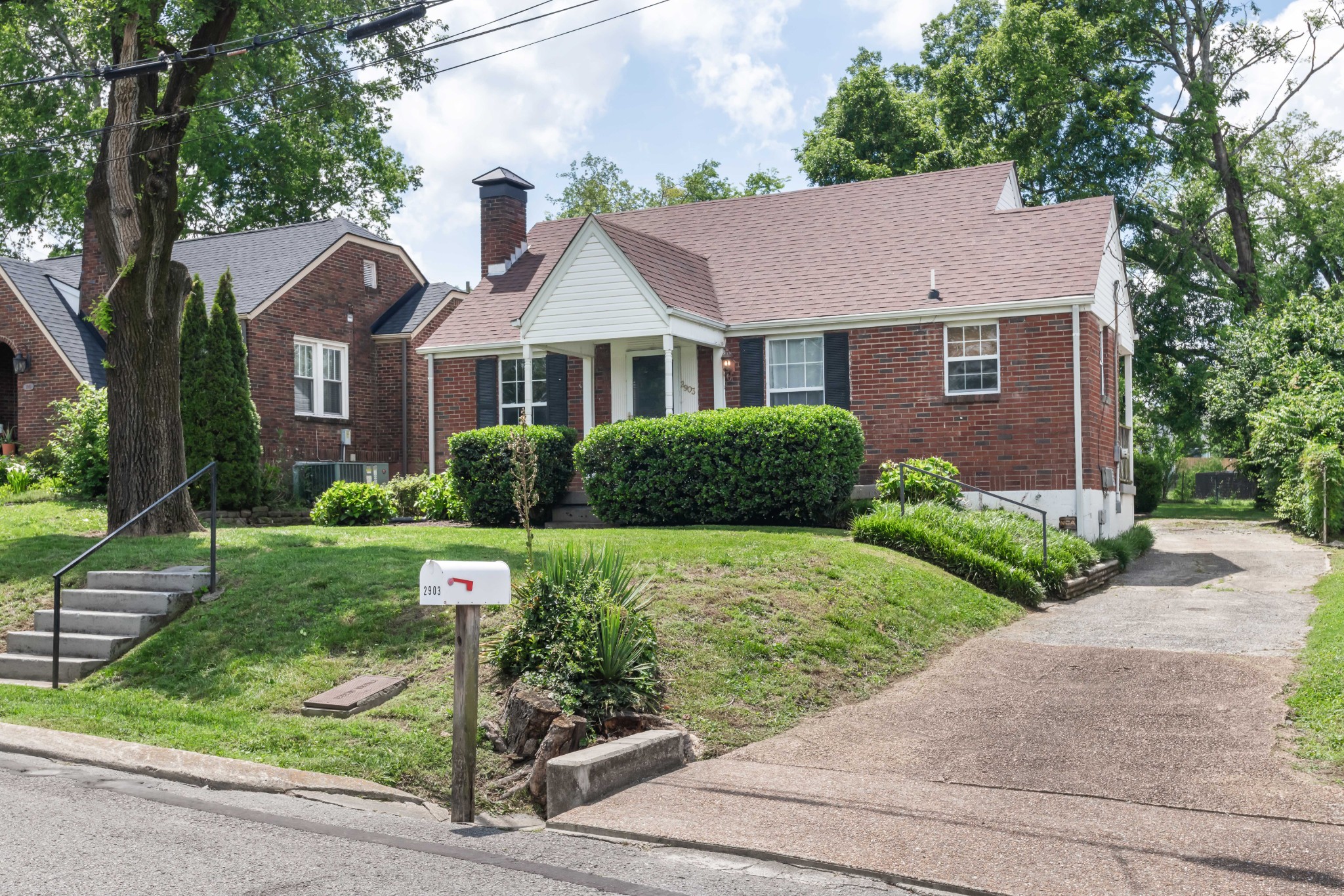 2903 Glenmeade Dr