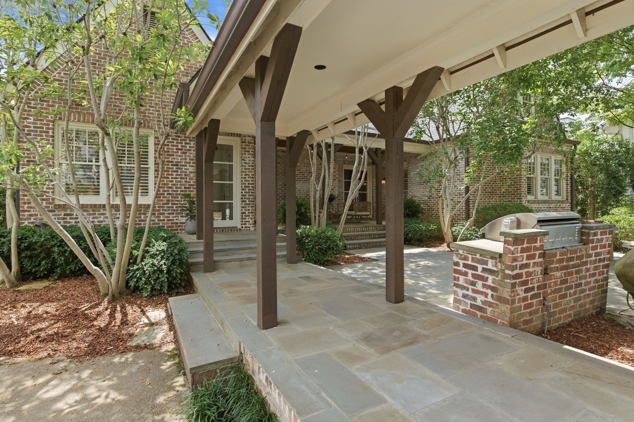 617 Westover Dr