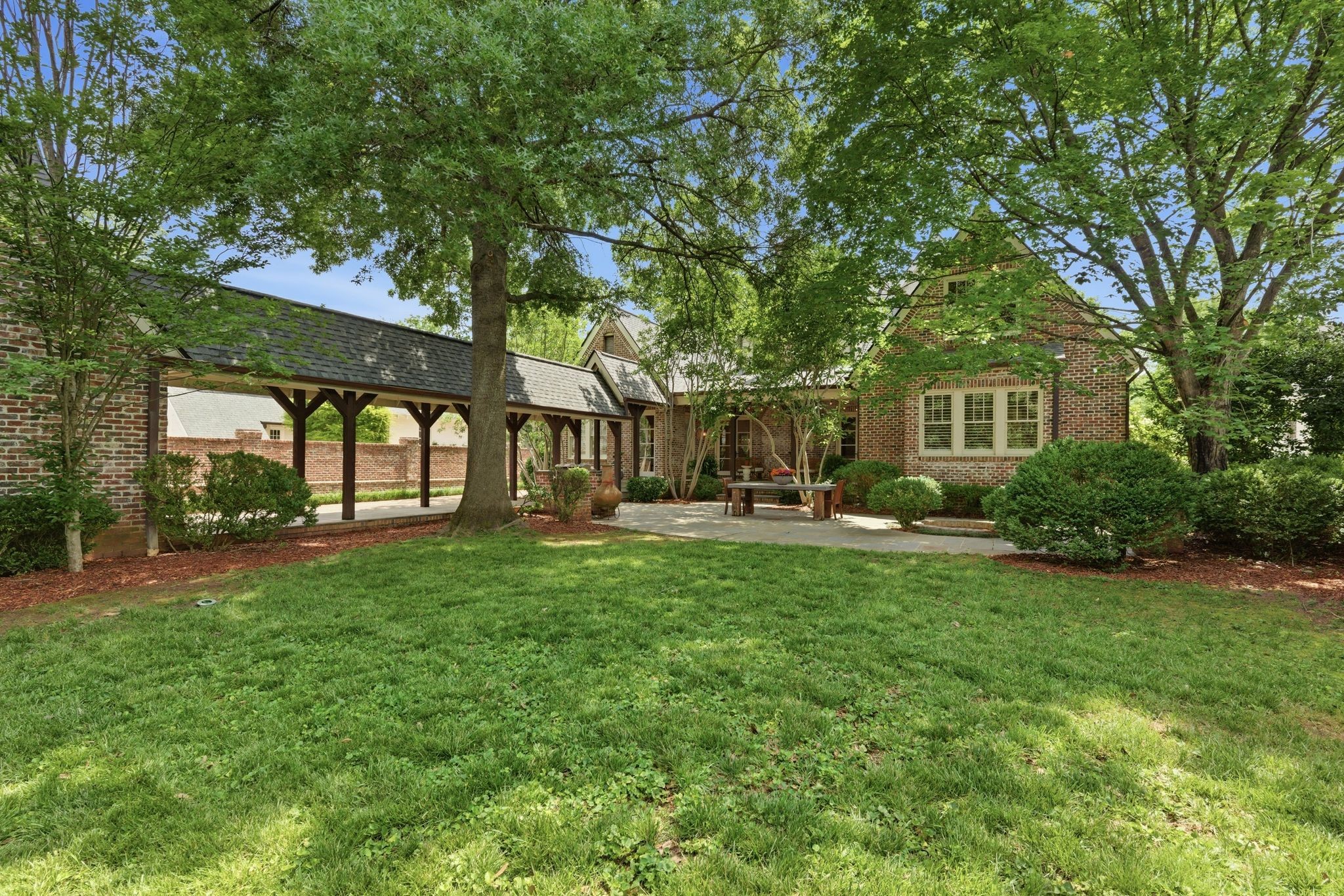 617 Westover Dr
