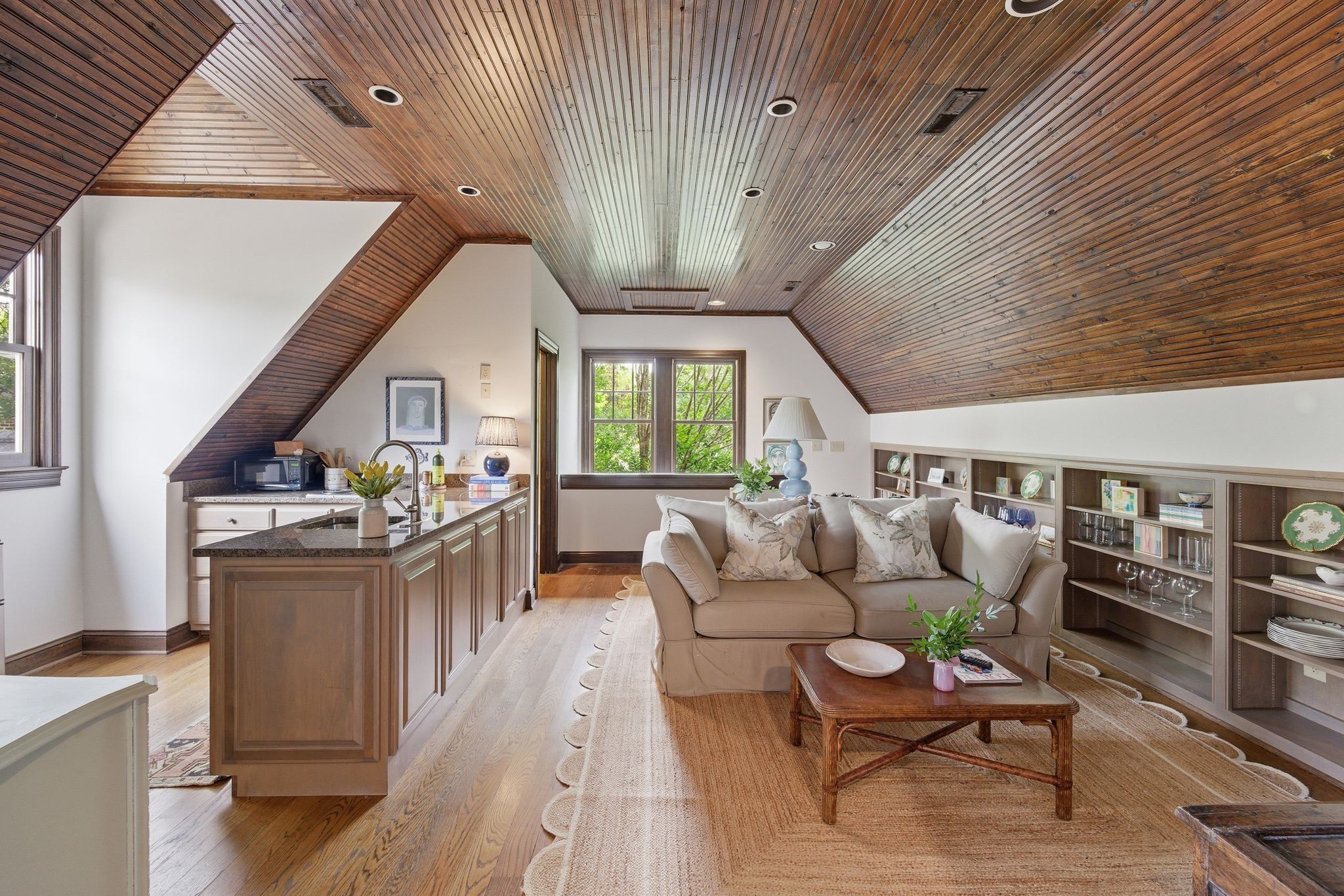 617 Westover Dr