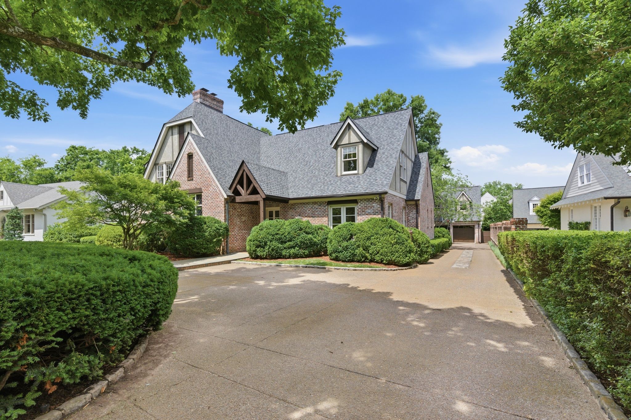 617 Westover Dr