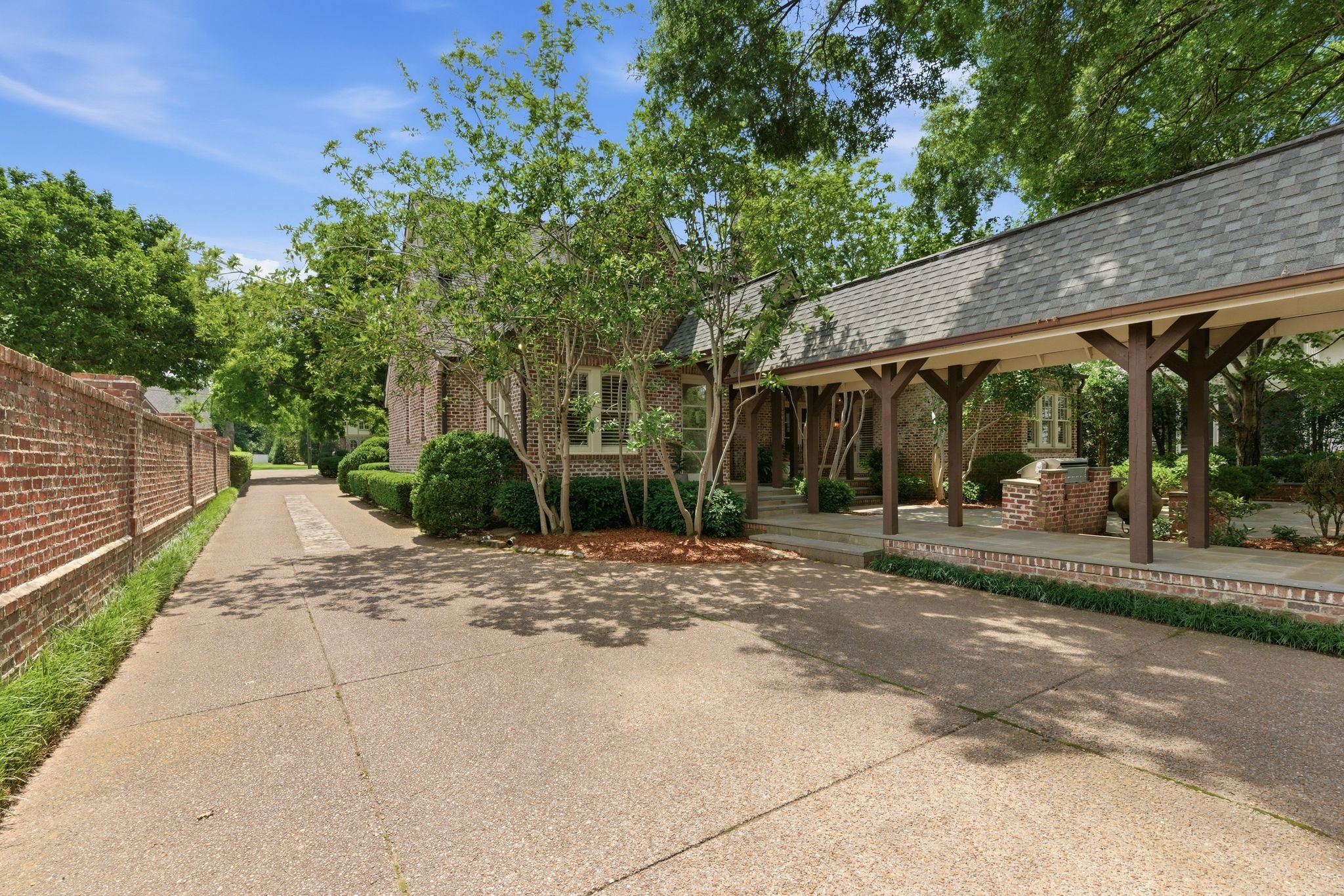617 Westover Dr