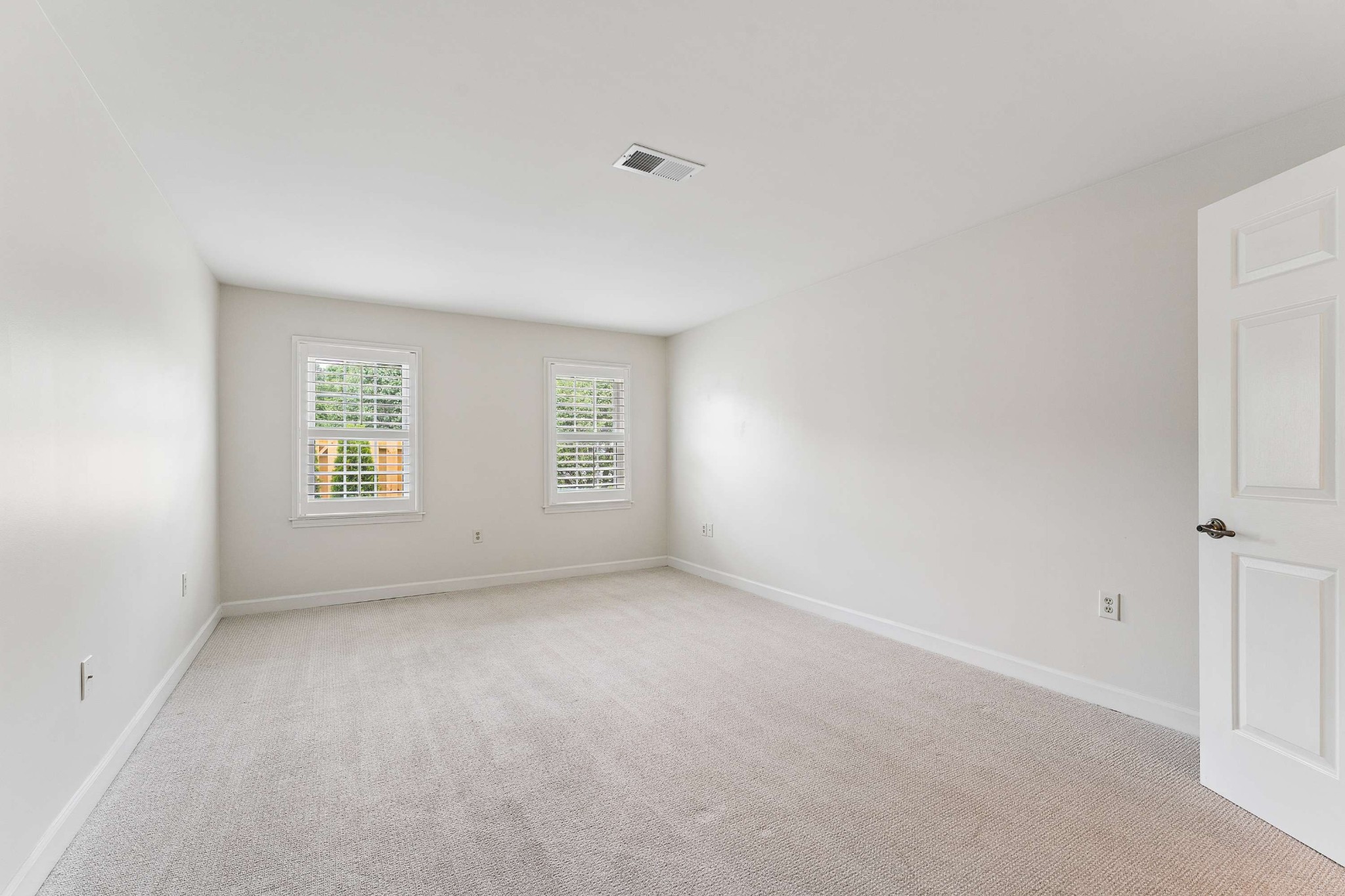 814 Marquette Dr